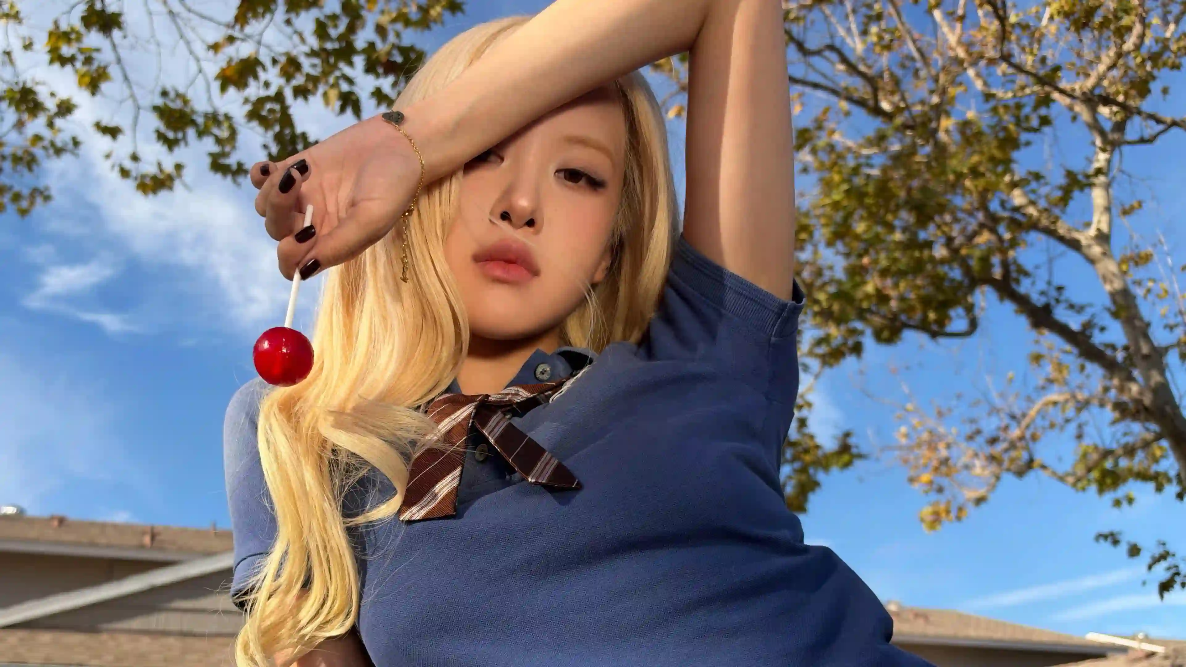 金发少女 学院风 写真 棒棒糖 户外人像
