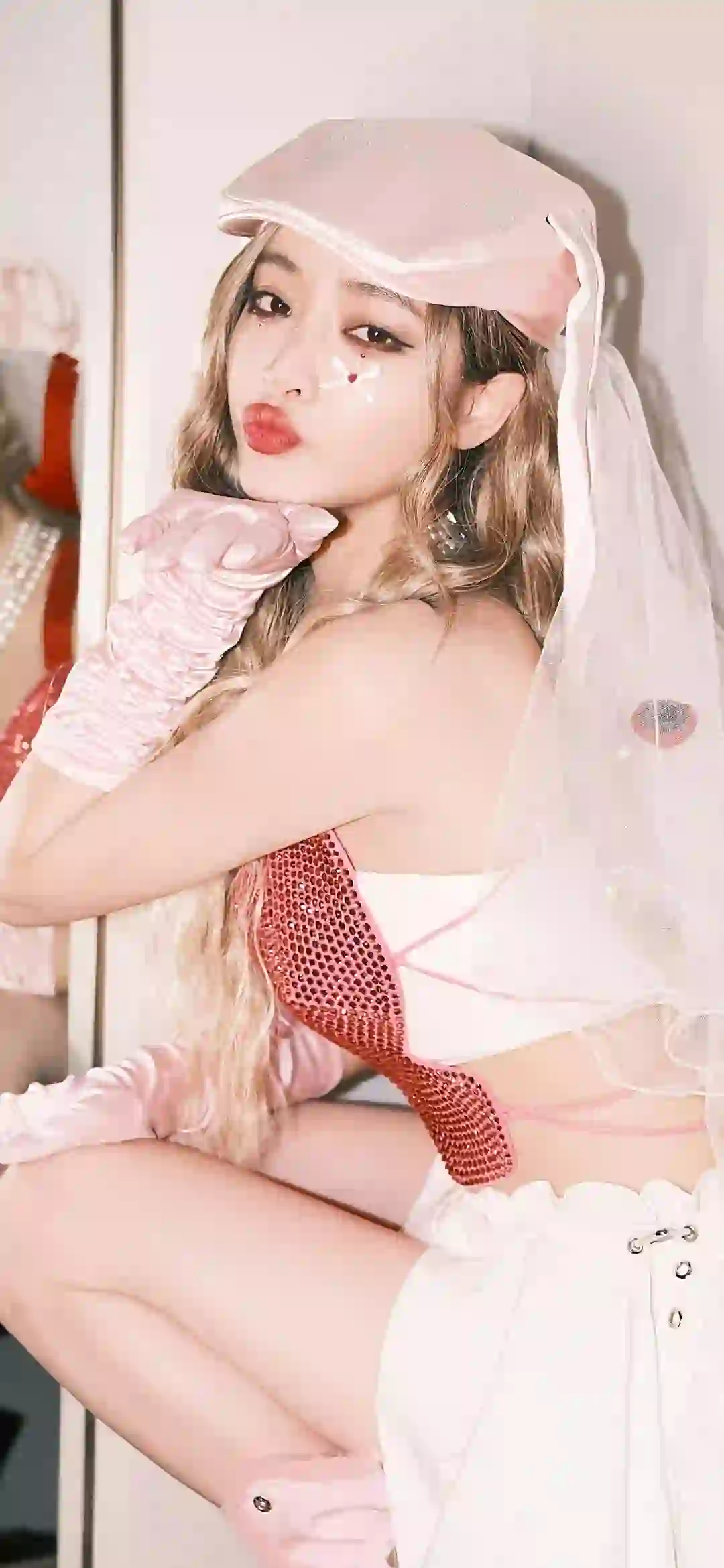 许佳琪 长发美女 可爱 嘟嘴