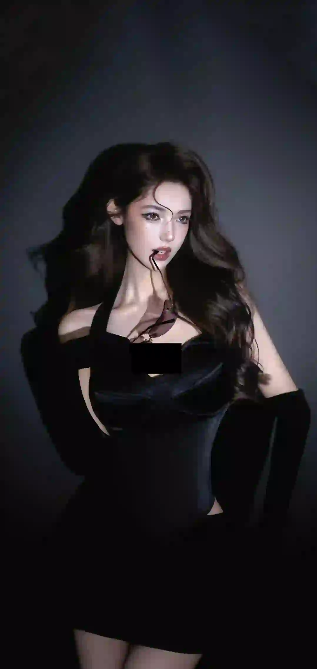 长发美女 黑色裙子
