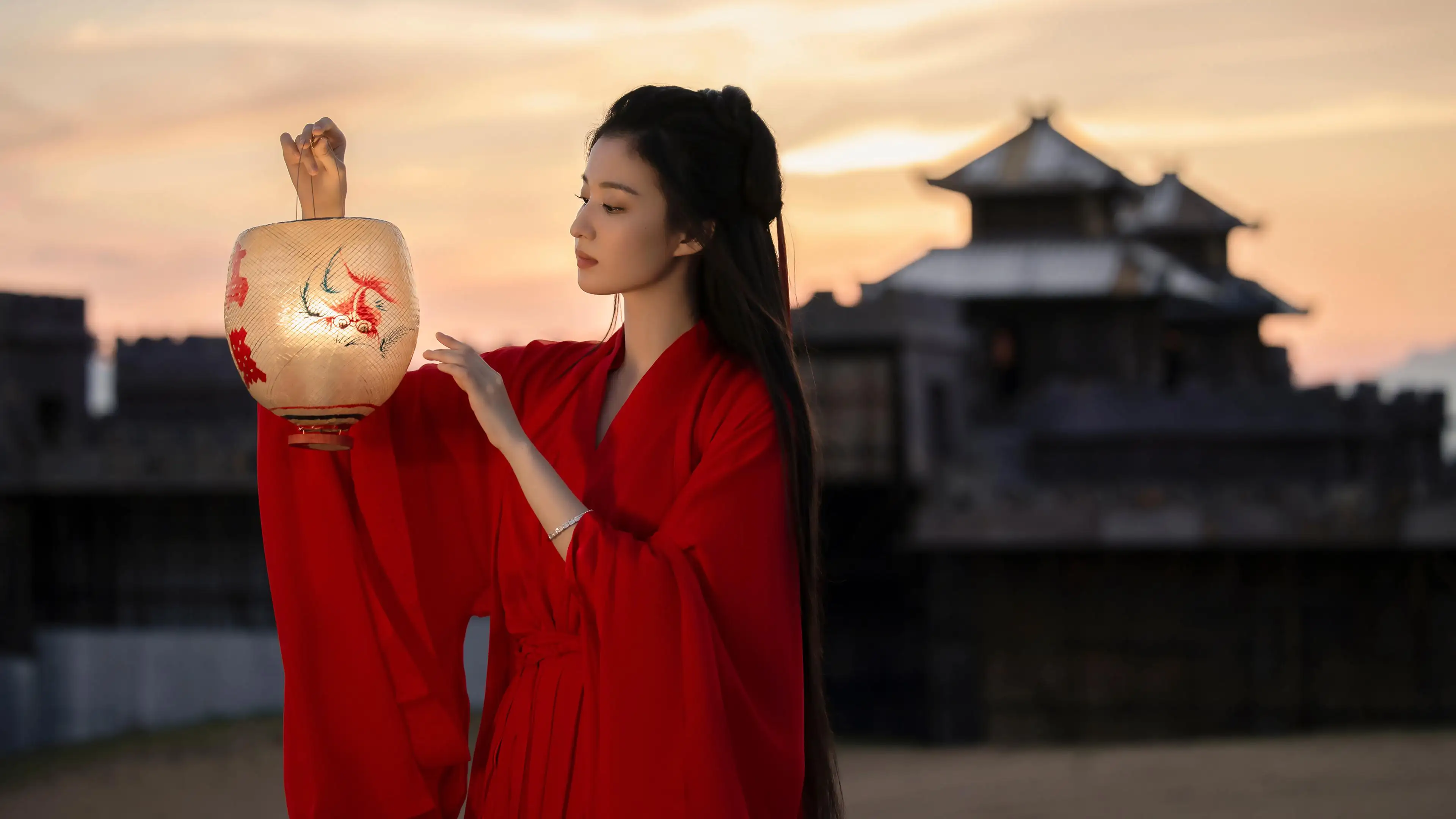 王楚然 红色古装裙子 神仙姐姐 美若天仙