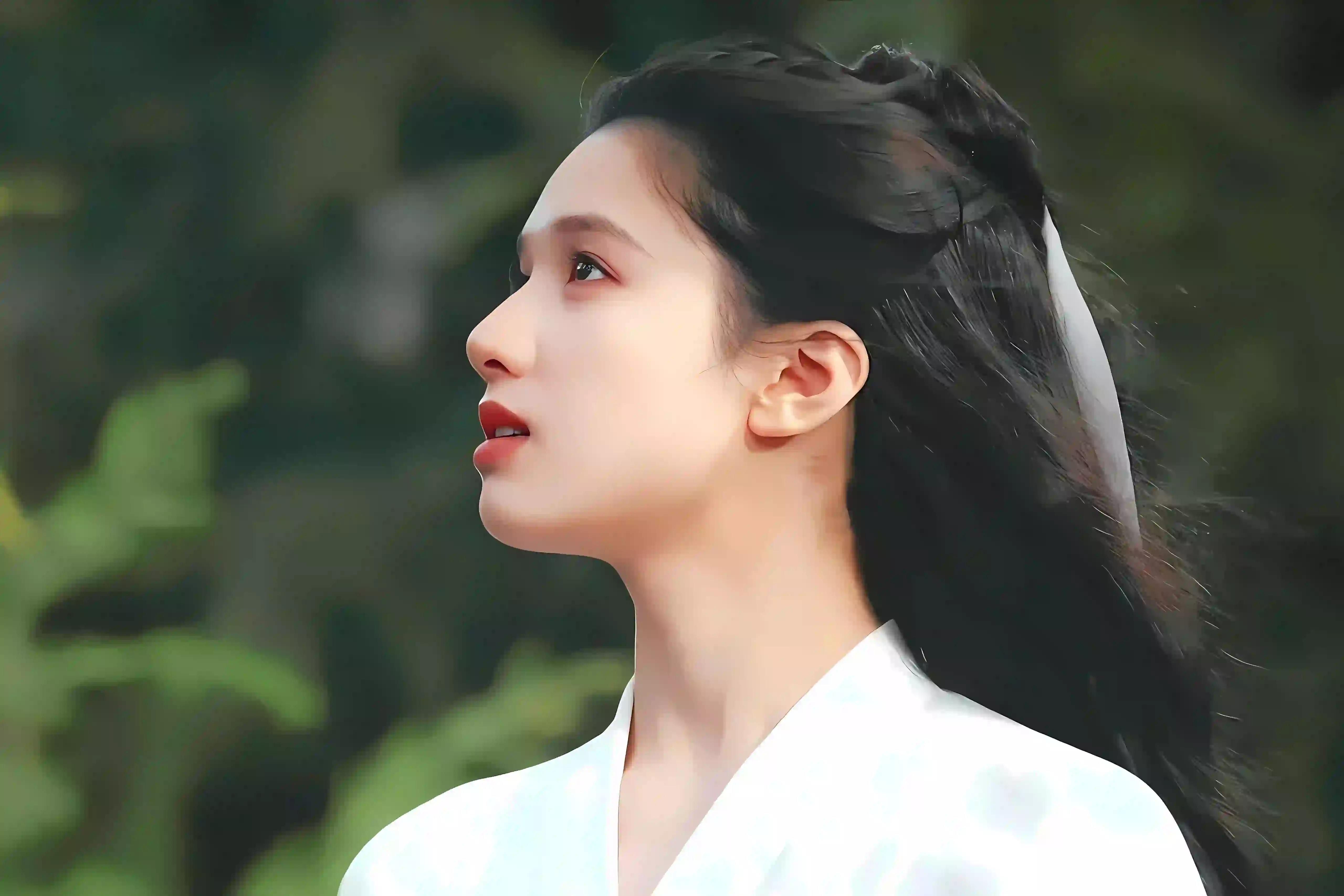 长发清纯美女 美女明星 张婧仪 侧脸 清纯系 白色古风汉服