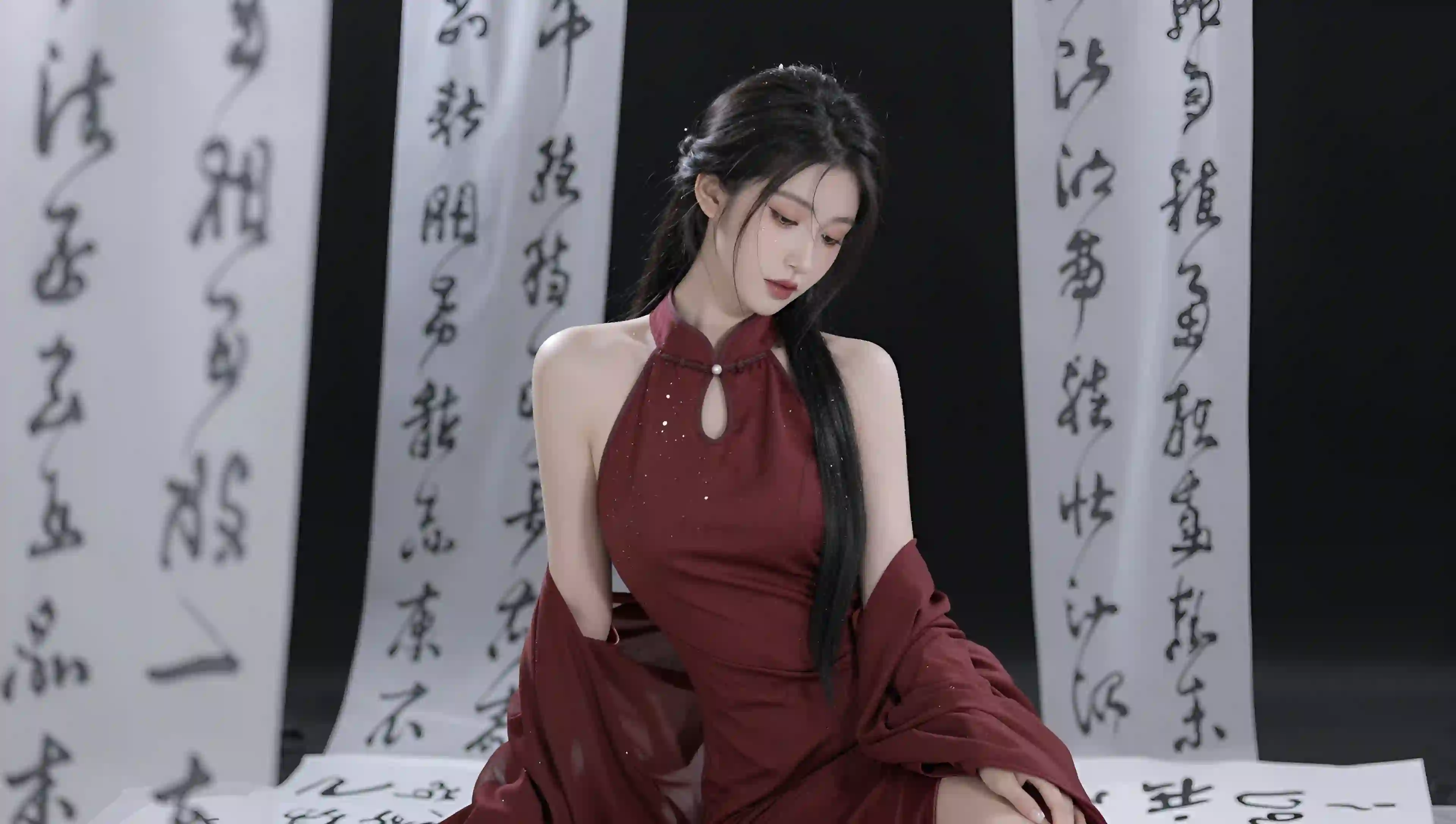 古风美女 红衣 书法 优雅 氛围感 写真