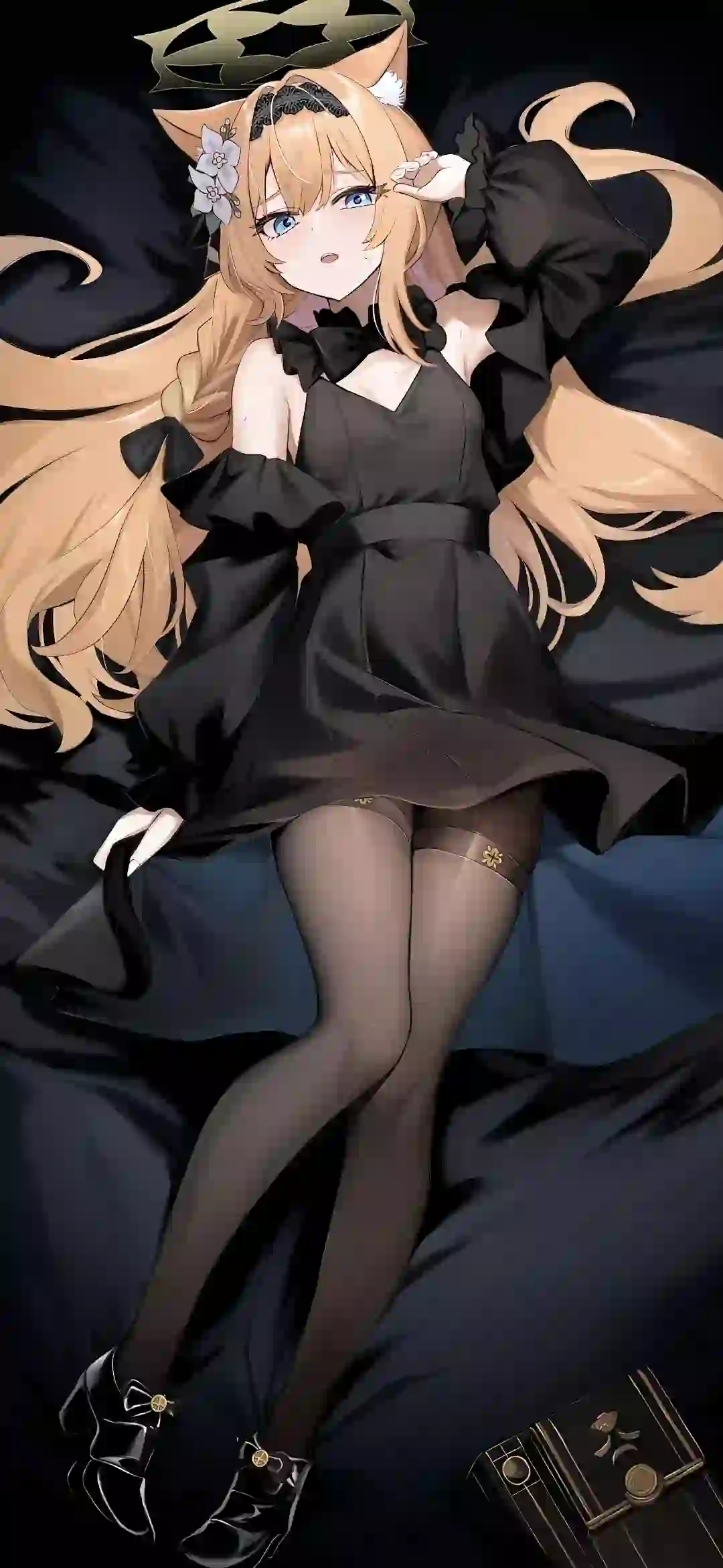 动漫女孩 二次元女孩 黑色丝袜 黄色头发 可爱女孩