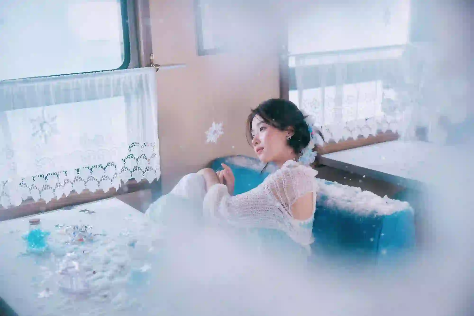 卢昱晓 长发清纯美女 写真