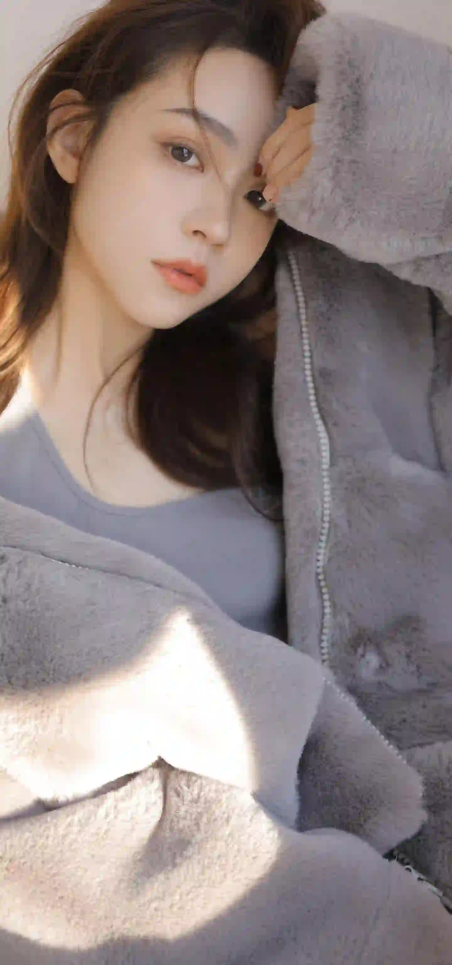 长发美女 阳光 居家写真