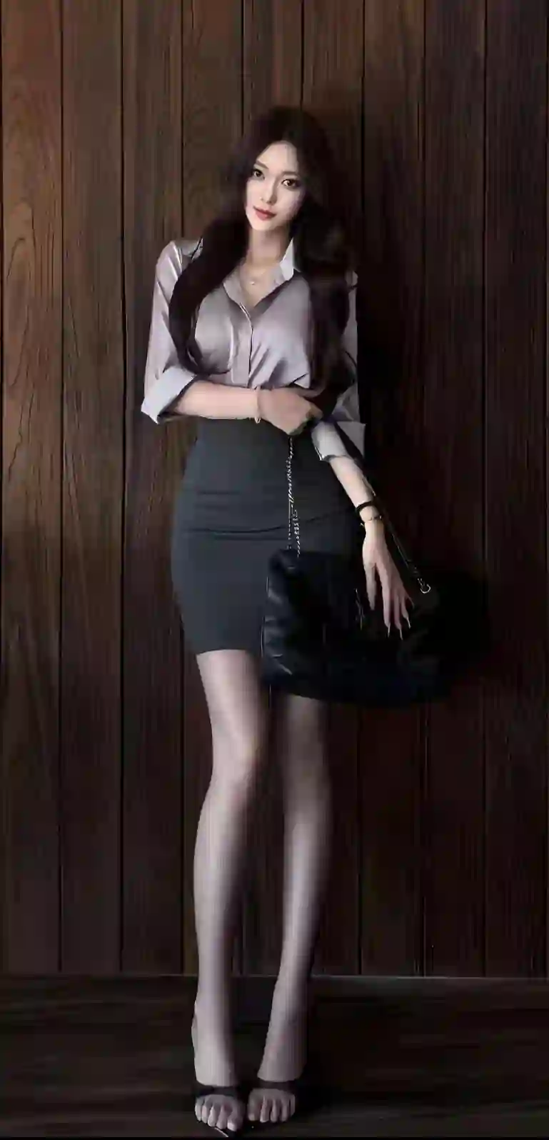 白领 美女 职业穿搭 木纹背景 黑丝 站姿 气质