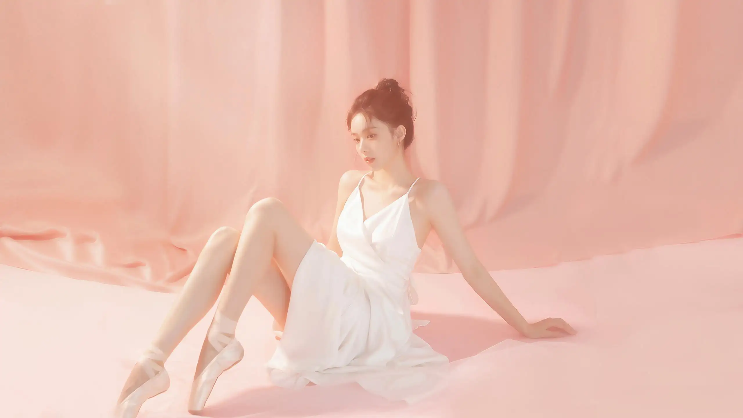 唯美 美女 舞蹈 芭蕾舞 白色裙子