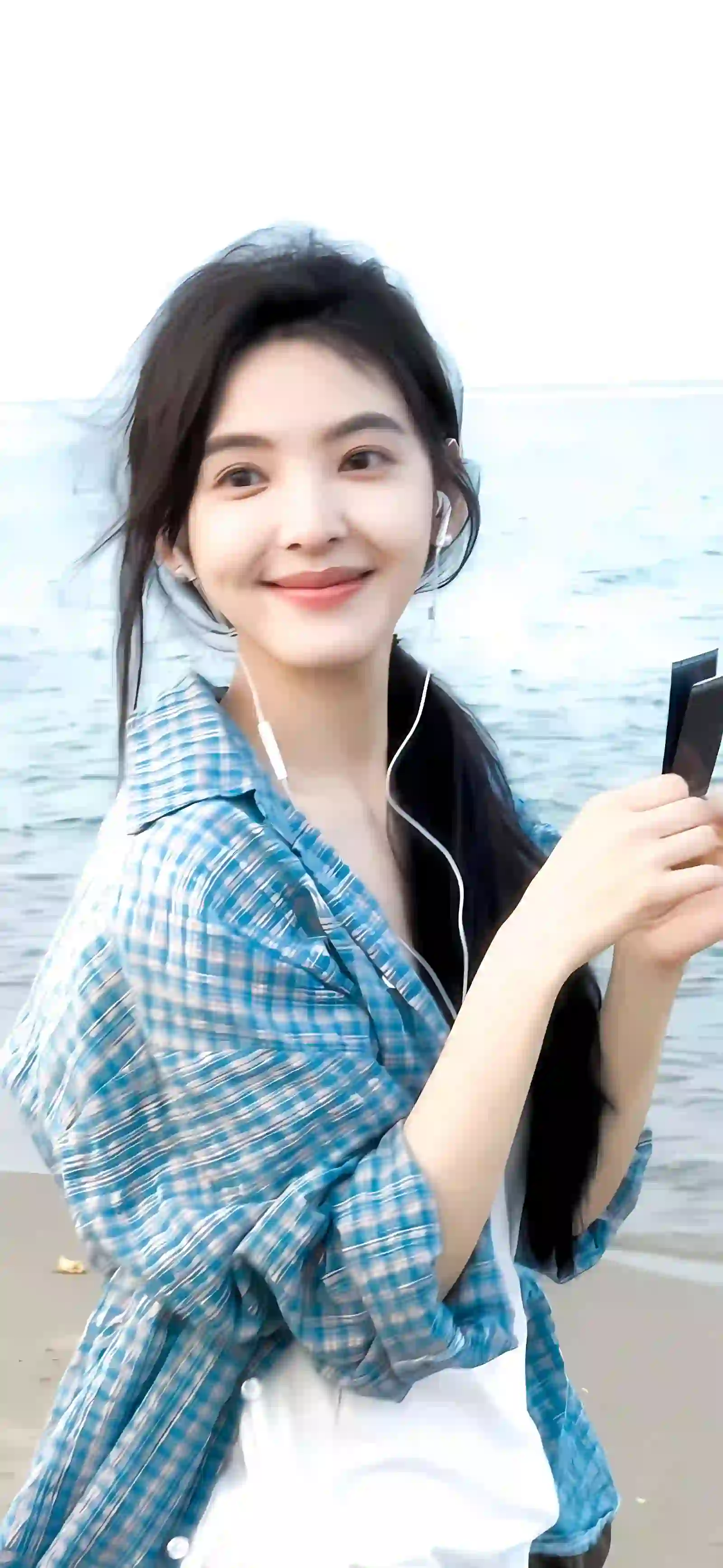 长发美女 章若楠 长发甜美女孩 微笑 户外