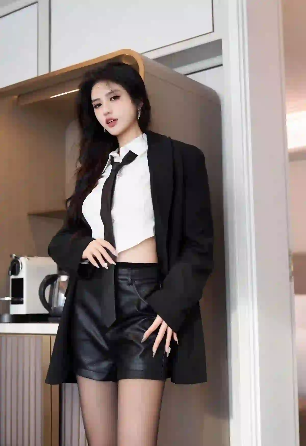 黑丝高跟美女 白色衬衫 丝袜美腿