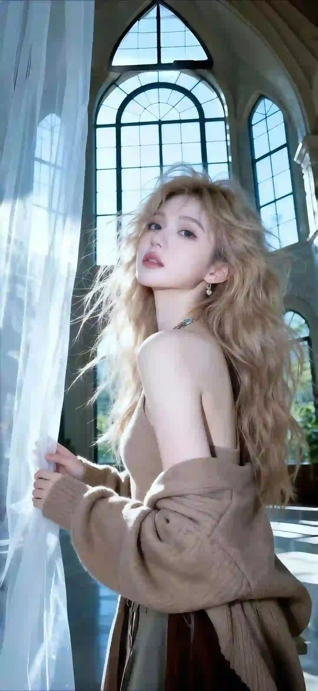 长发美女 性感美女 漏背穿搭