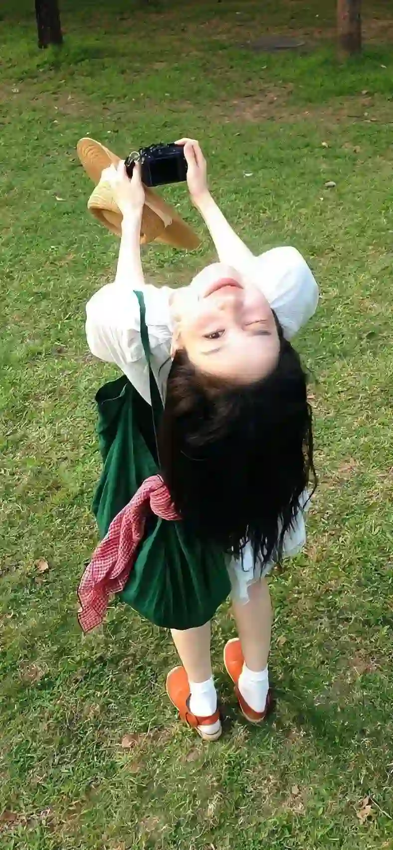 长发美女 白色裙子 清纯 可爱 甜美 唯美