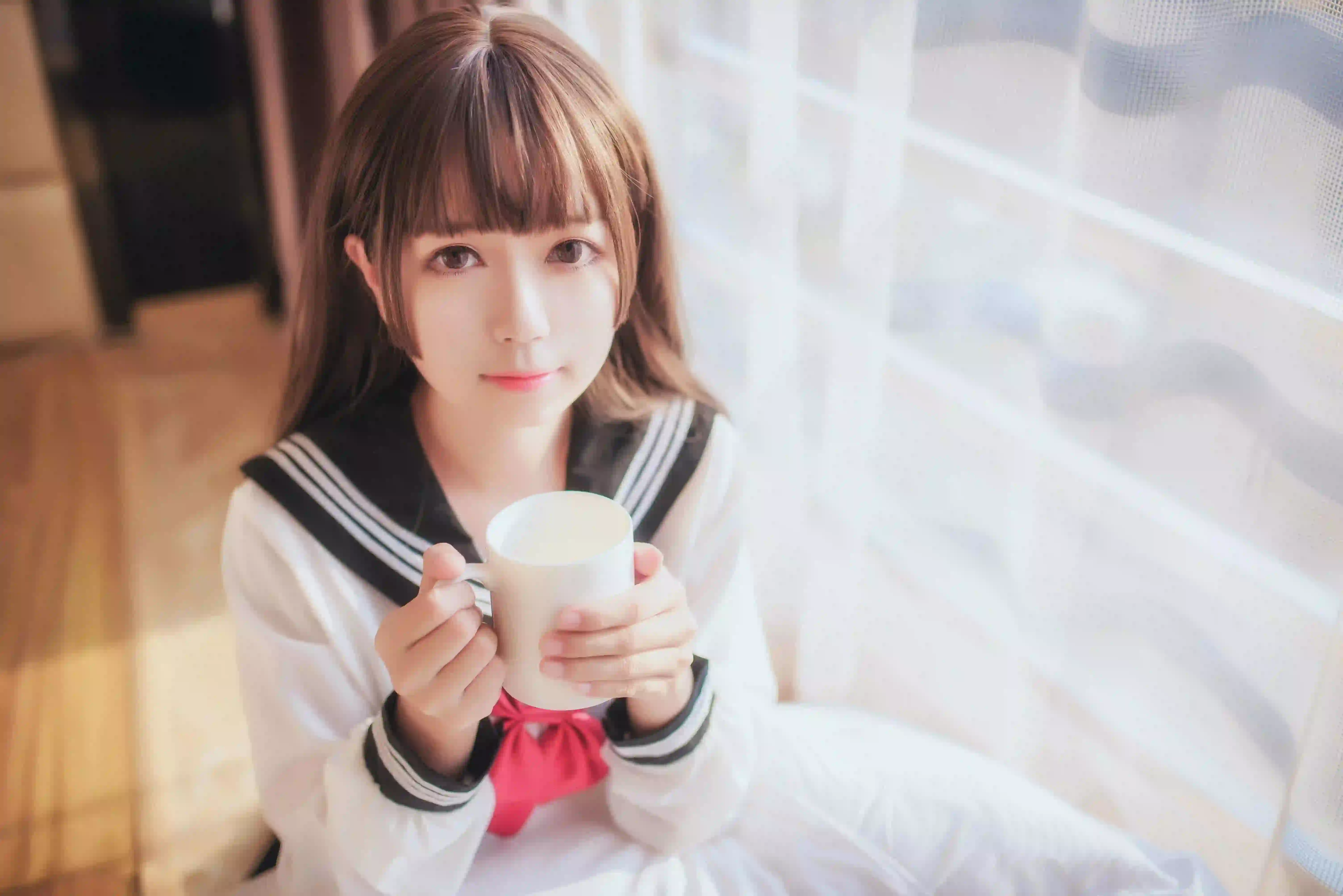 jk风 长发美女 可爱女孩 咖啡