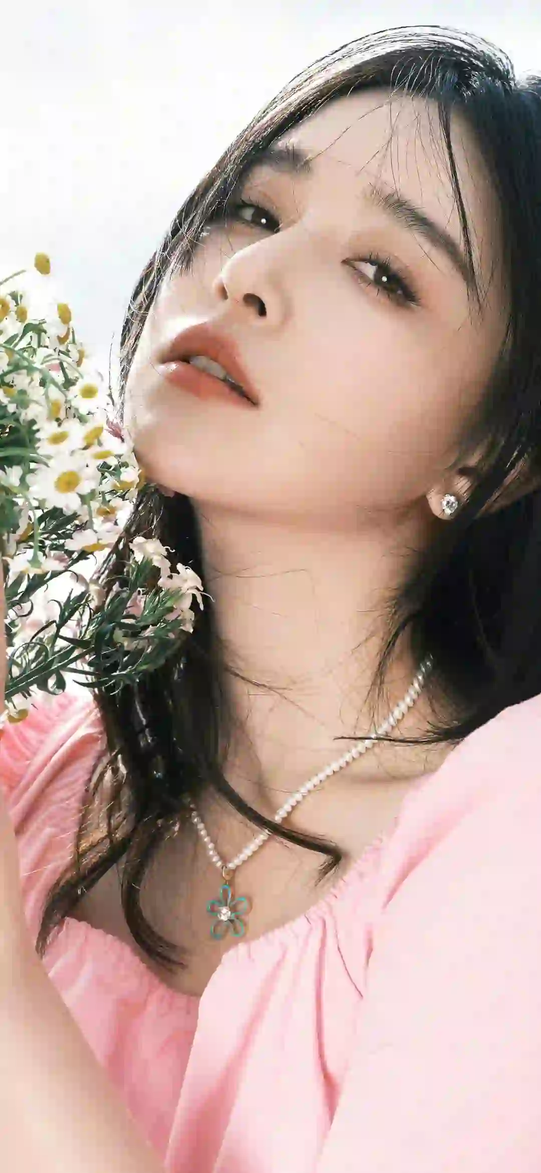 明星美女 阚清子 粉红色衣服