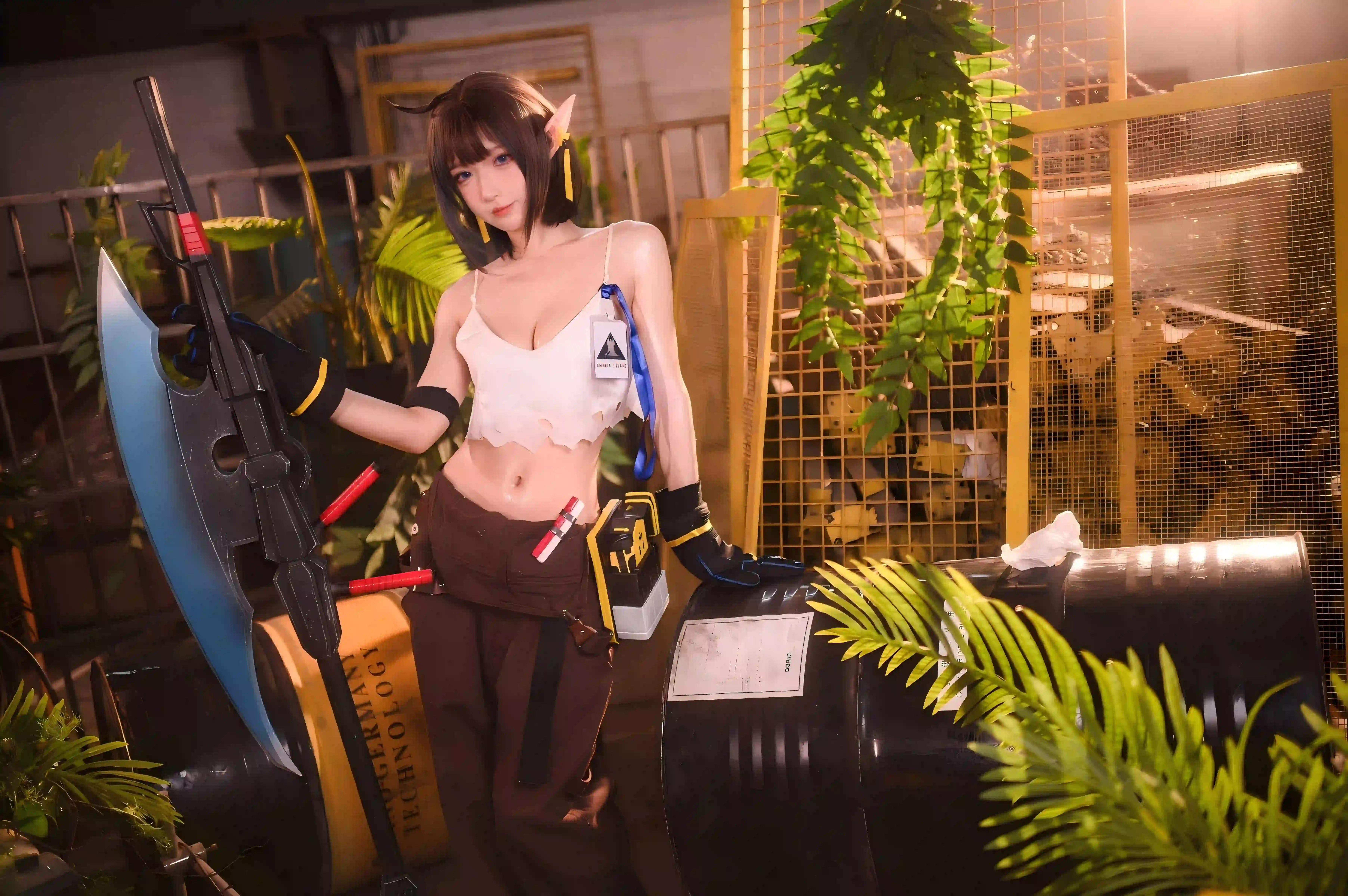 精灵耳朵 短发美女 吊带 性感 cos 刀