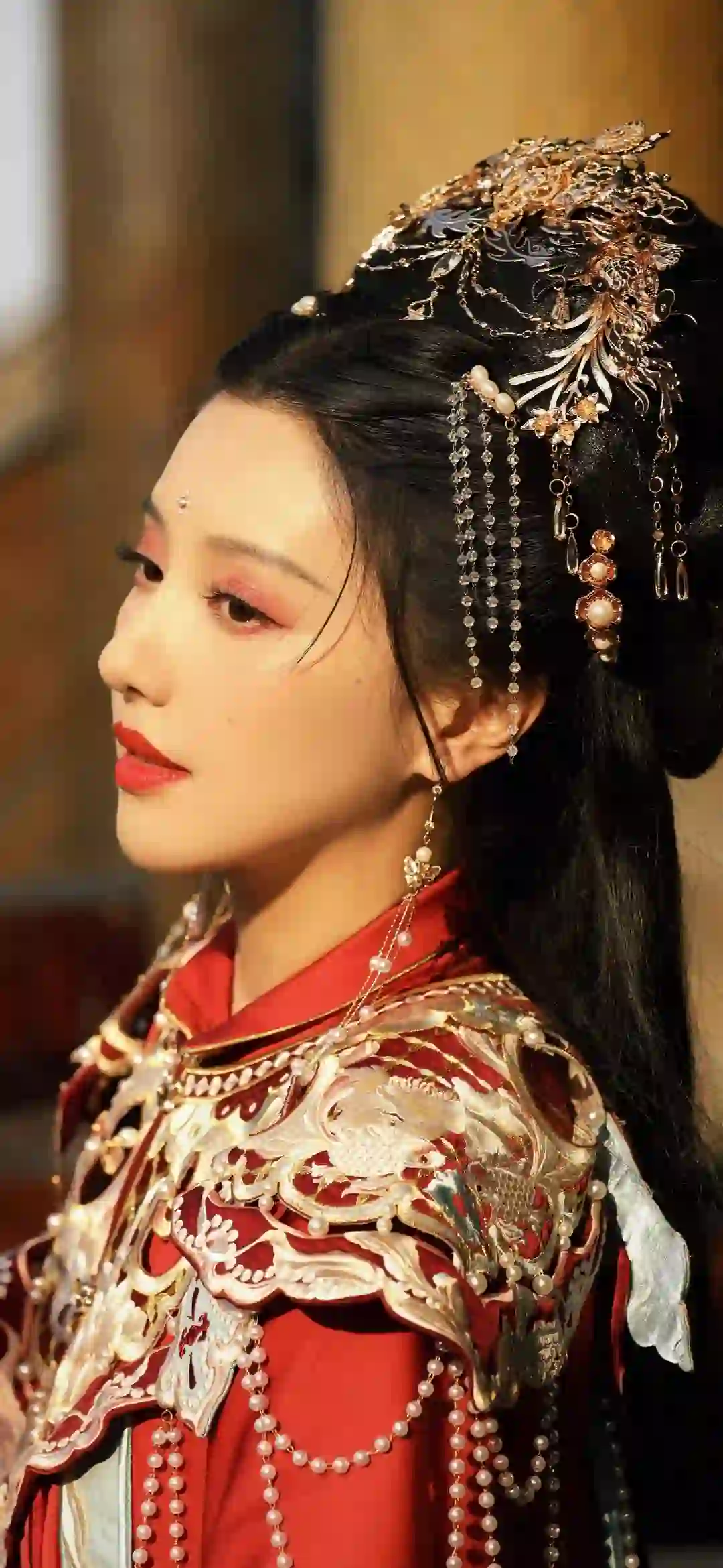 王鹤润 红色婚礼服装 古风 汉服