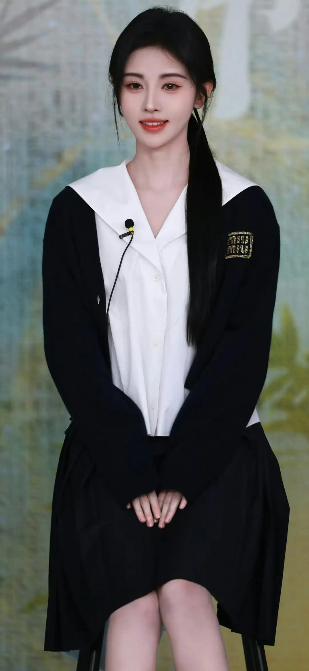 长发jk美女｜黑色衣服