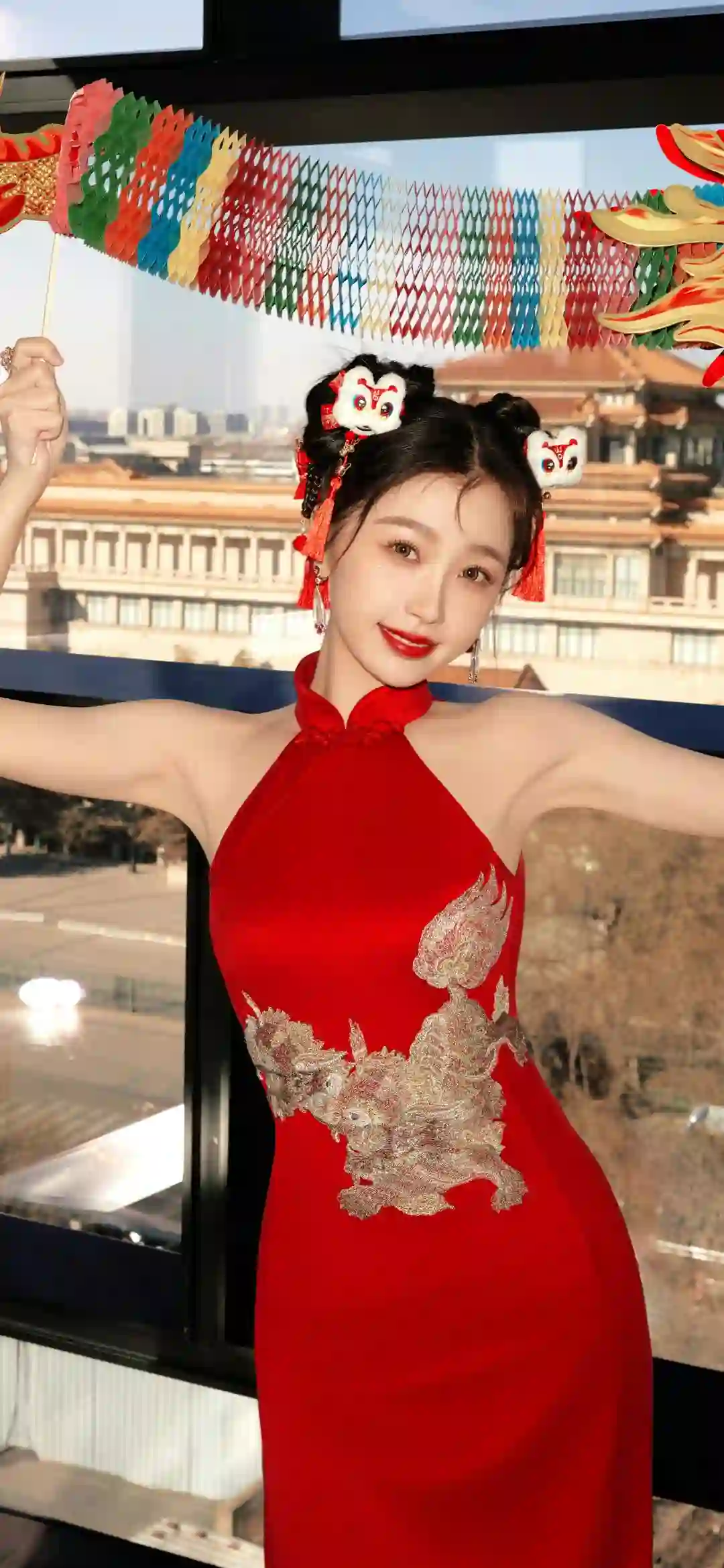 美女明星 可爱美女 虞书欣 红色旗袍 