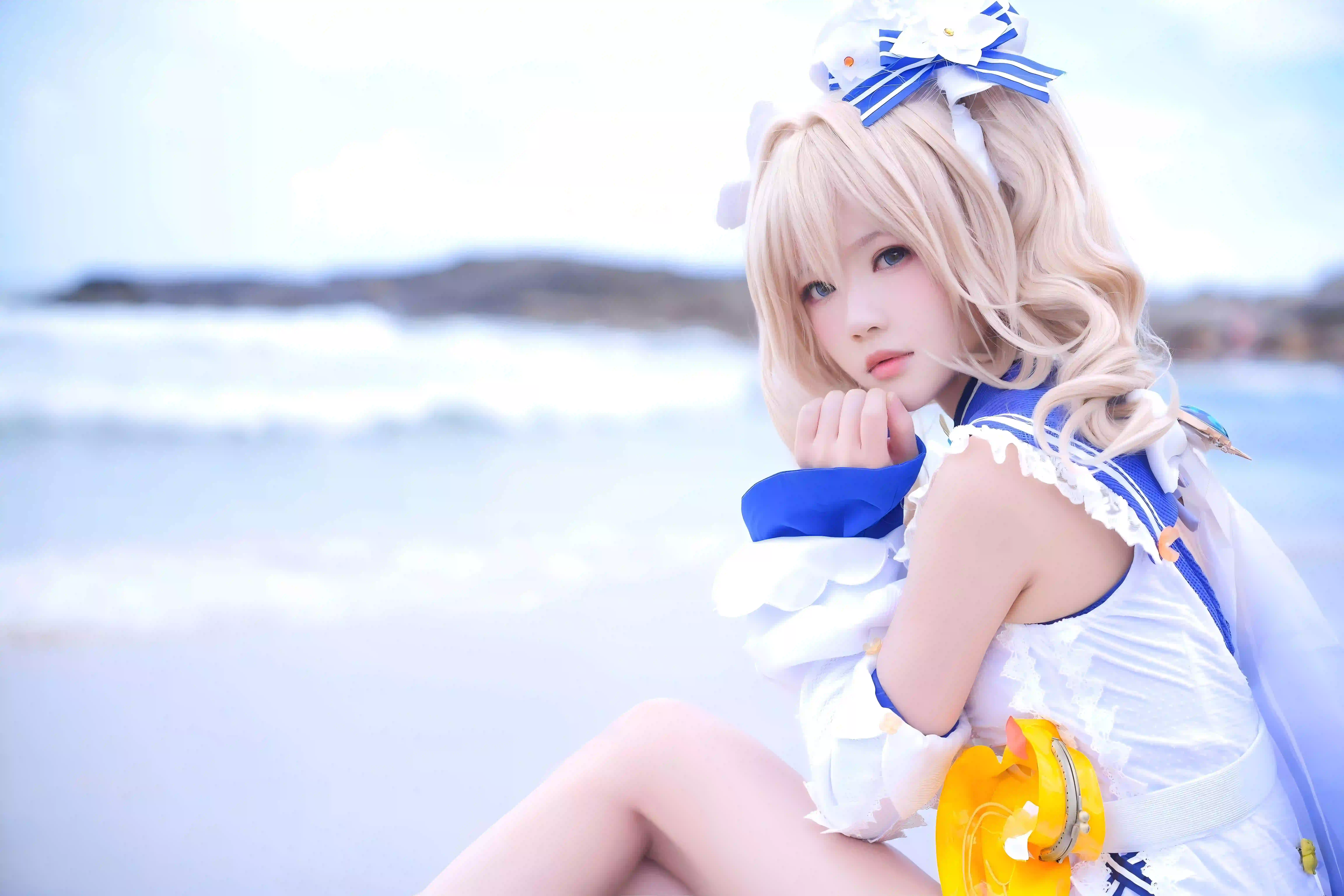 cosplay 户外写真 沙滩 天空 长腿美女 性感 清纯