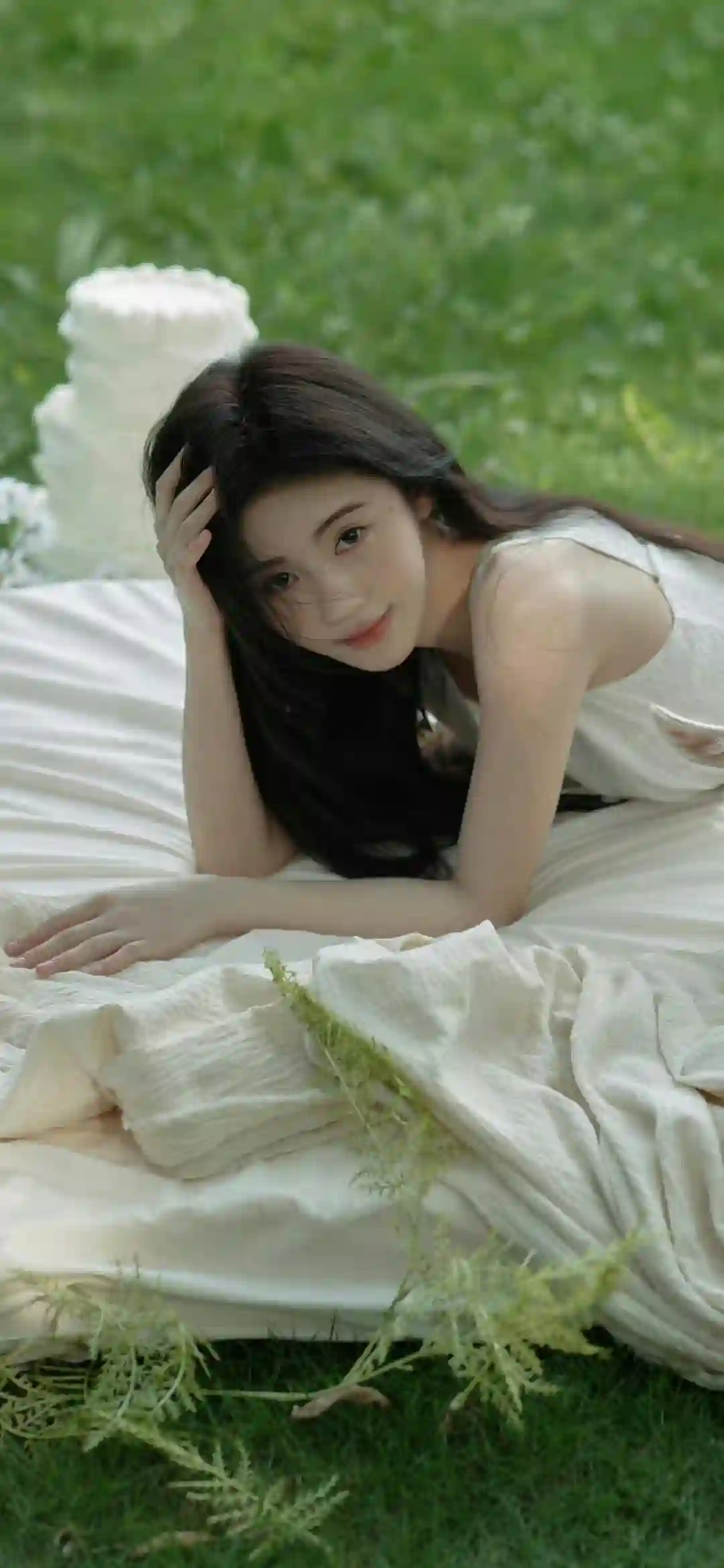 清纯美女 户外写真 长发女孩 白色长裙 鞠婧祎