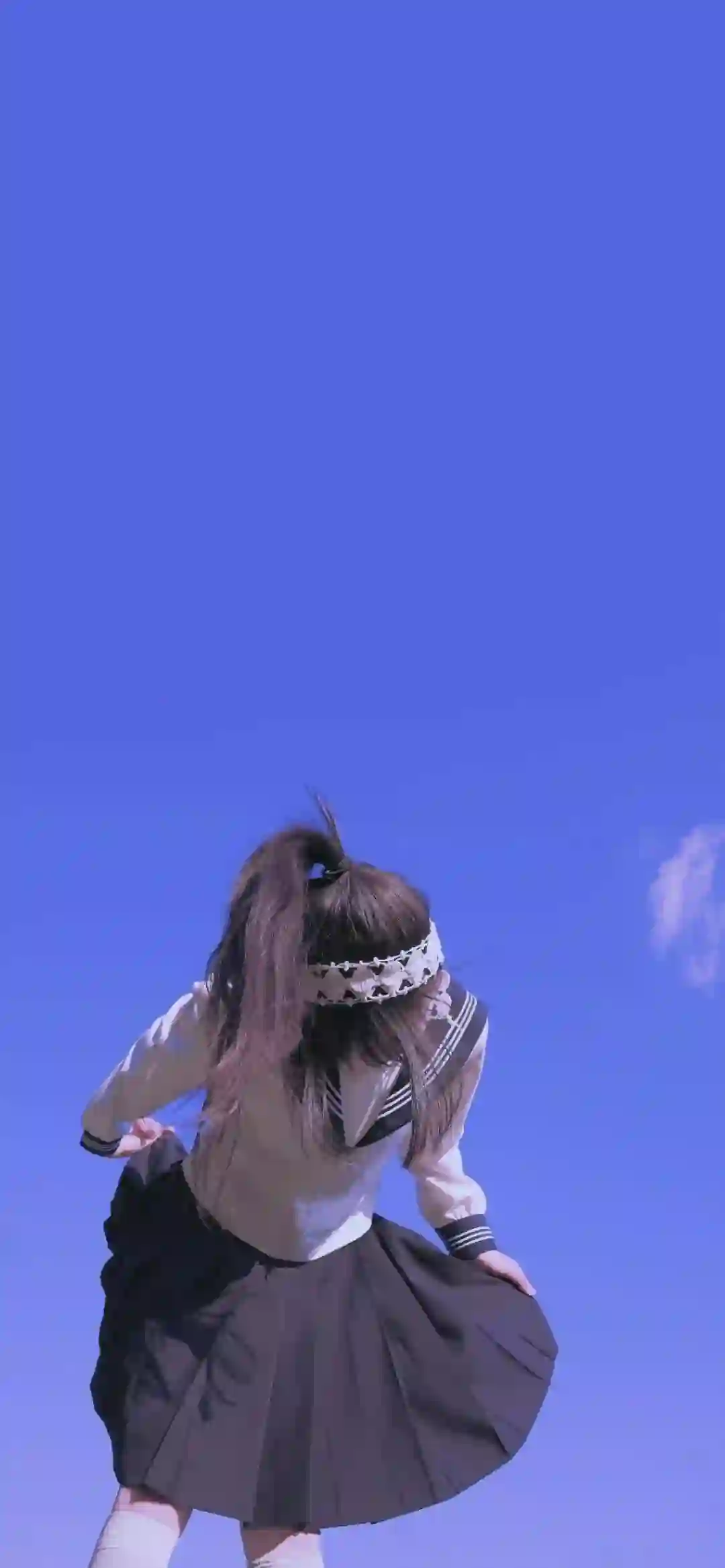 美女 长发美女 唯美 仰拍 蓝天白云 jk美女
