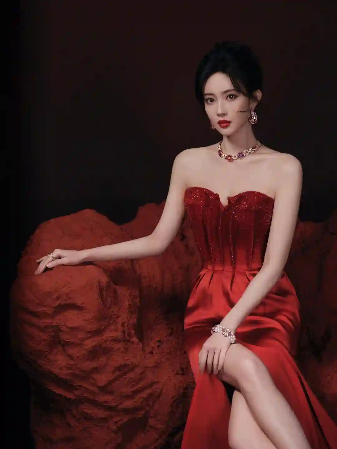 红裙 抹胸美女 红色 长腿美女 孟子义