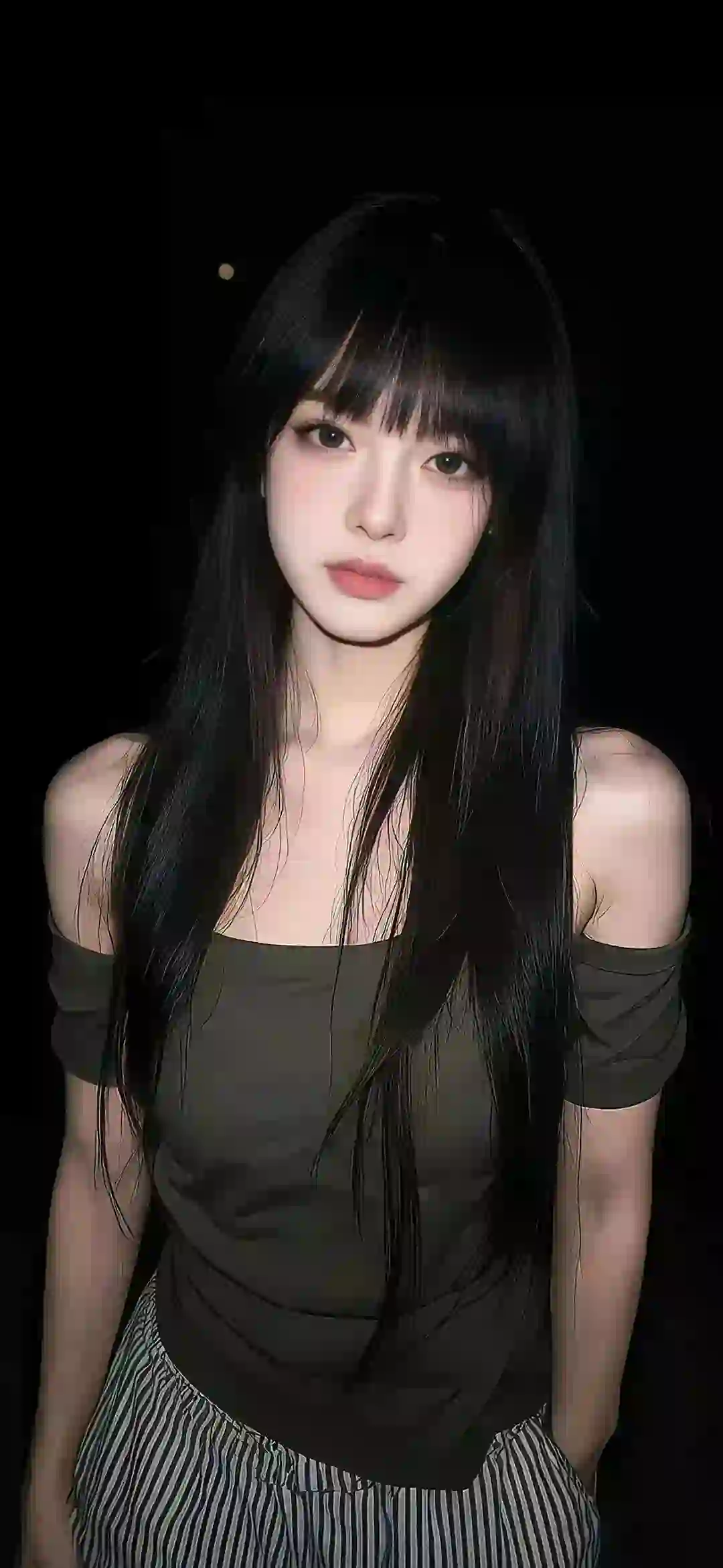 长发美女 清纯美女 黑色衣服 条纹