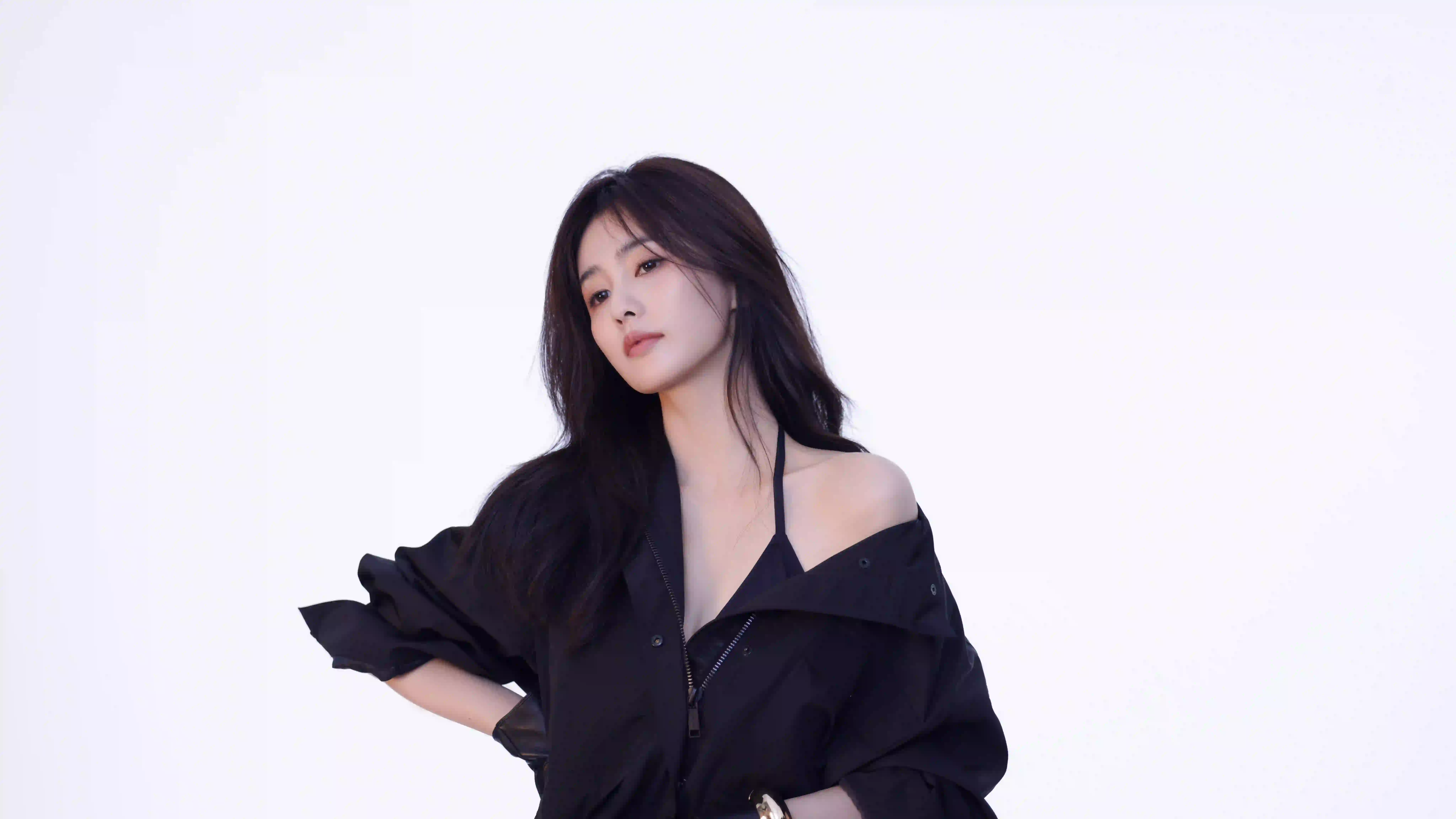 女明星 白鹿 写真 性感美女 黑色衣服