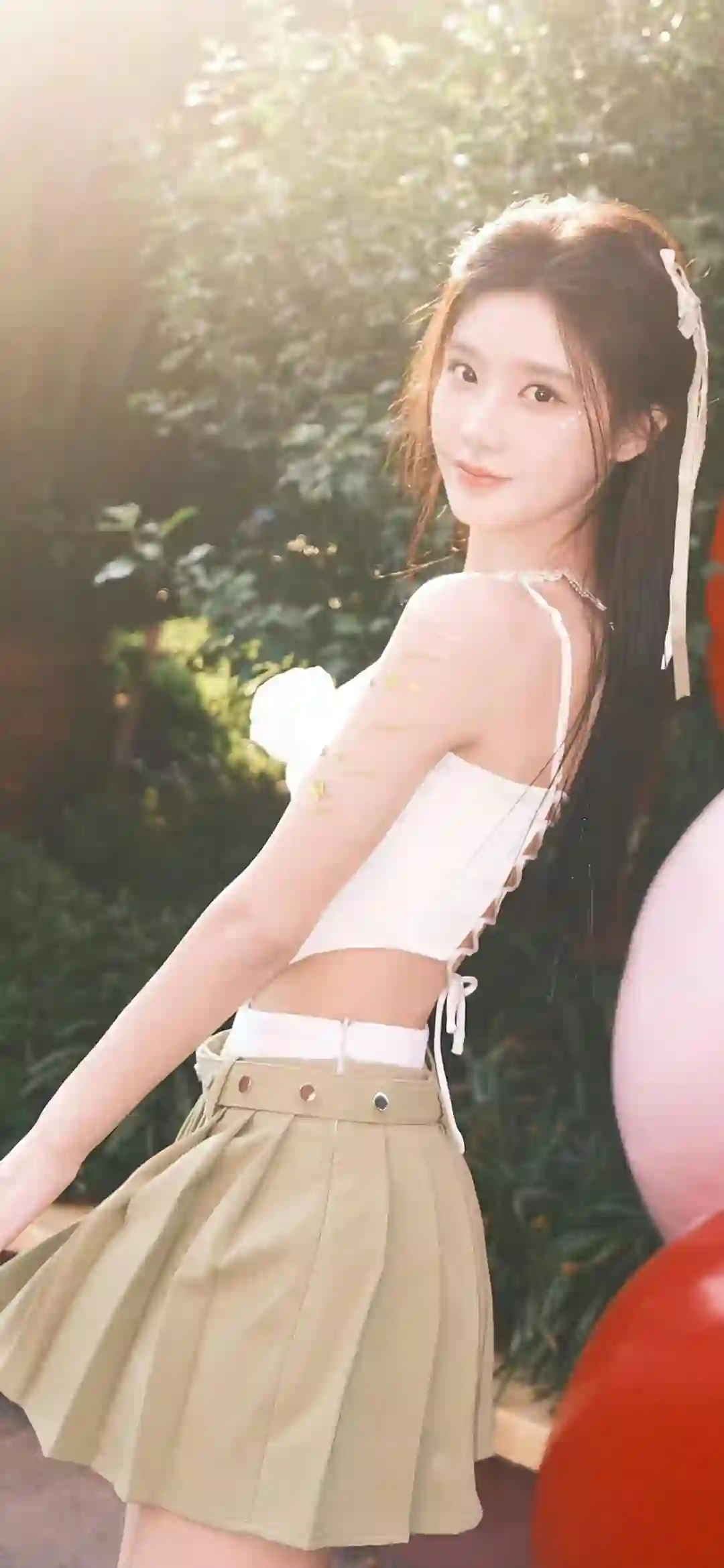 阳光可爱女孩 长发女孩 户外