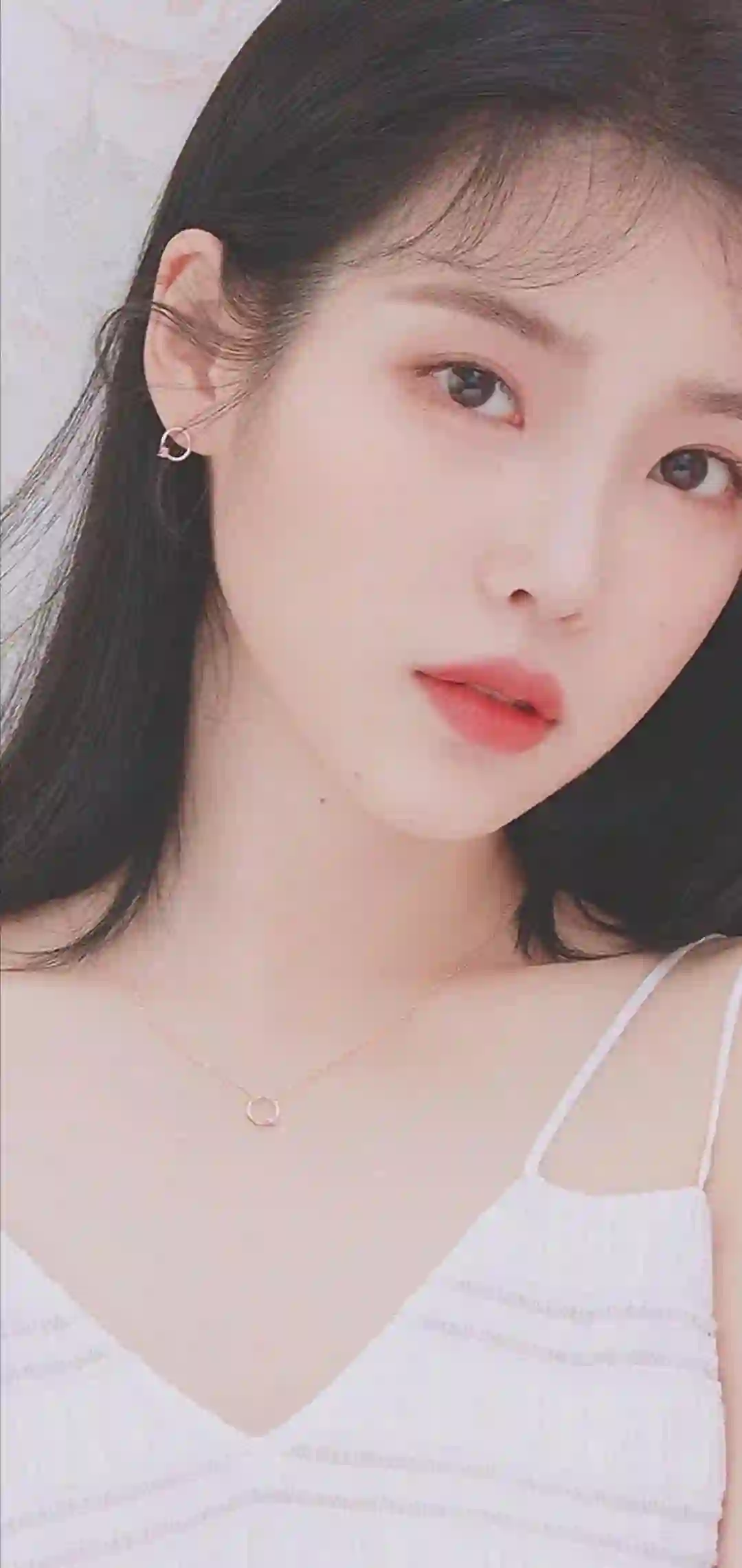 长发美女 清纯 iu 吊带白裙