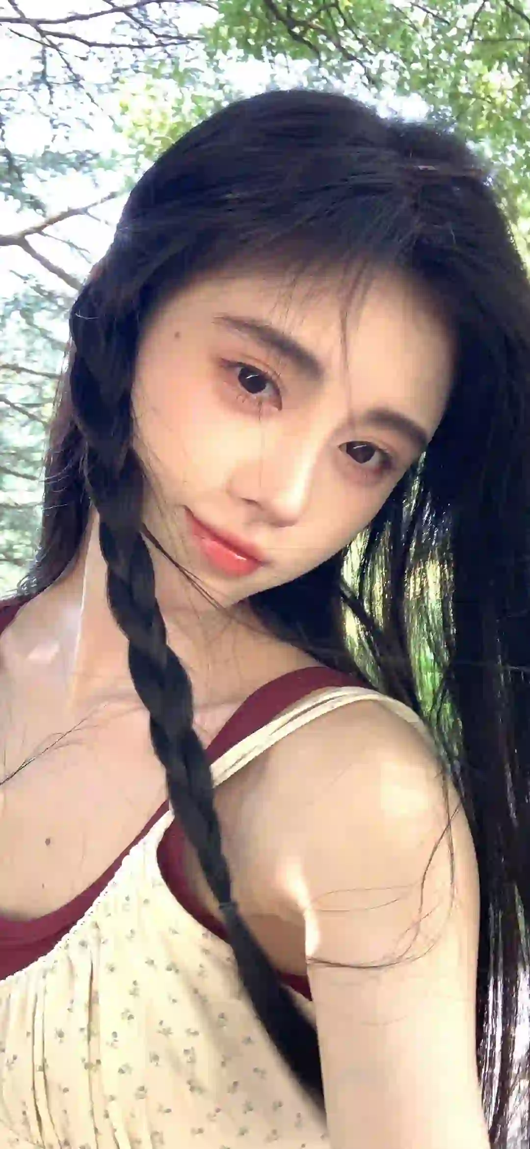 鞠婧祎 可爱清纯美女 麻花辫 户外