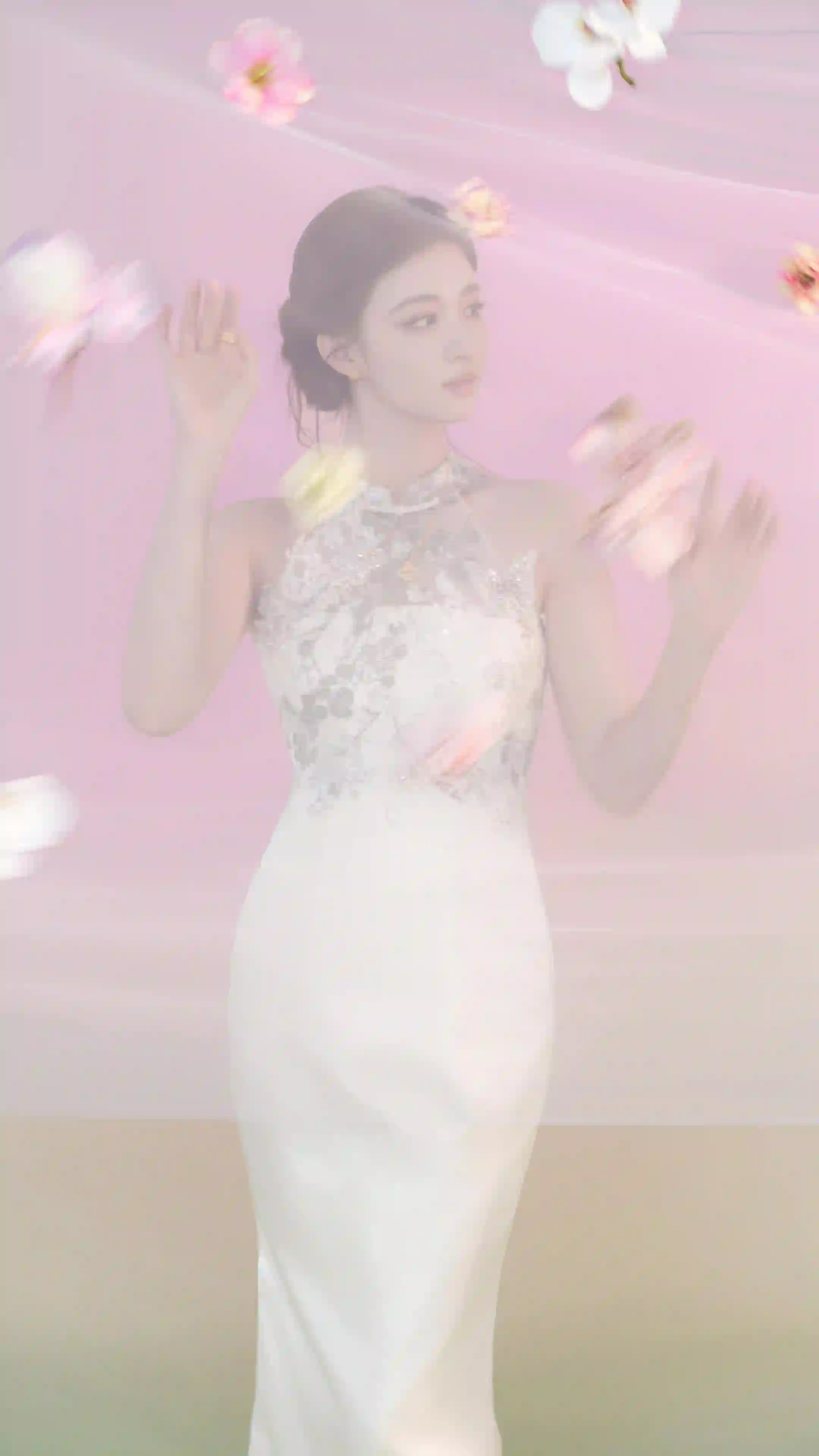 白色旗袍 粉色调 梦幻女神 蕾丝礼服 唯美人像 王楚然