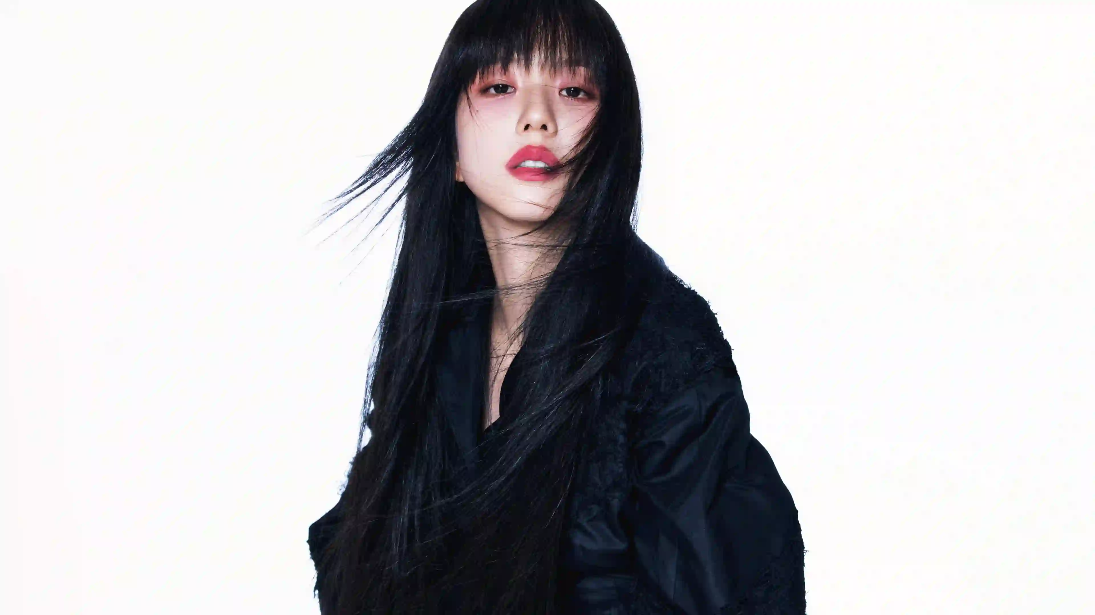 黑长发 齐刘海 高冷女神 艺术写真 白色背景