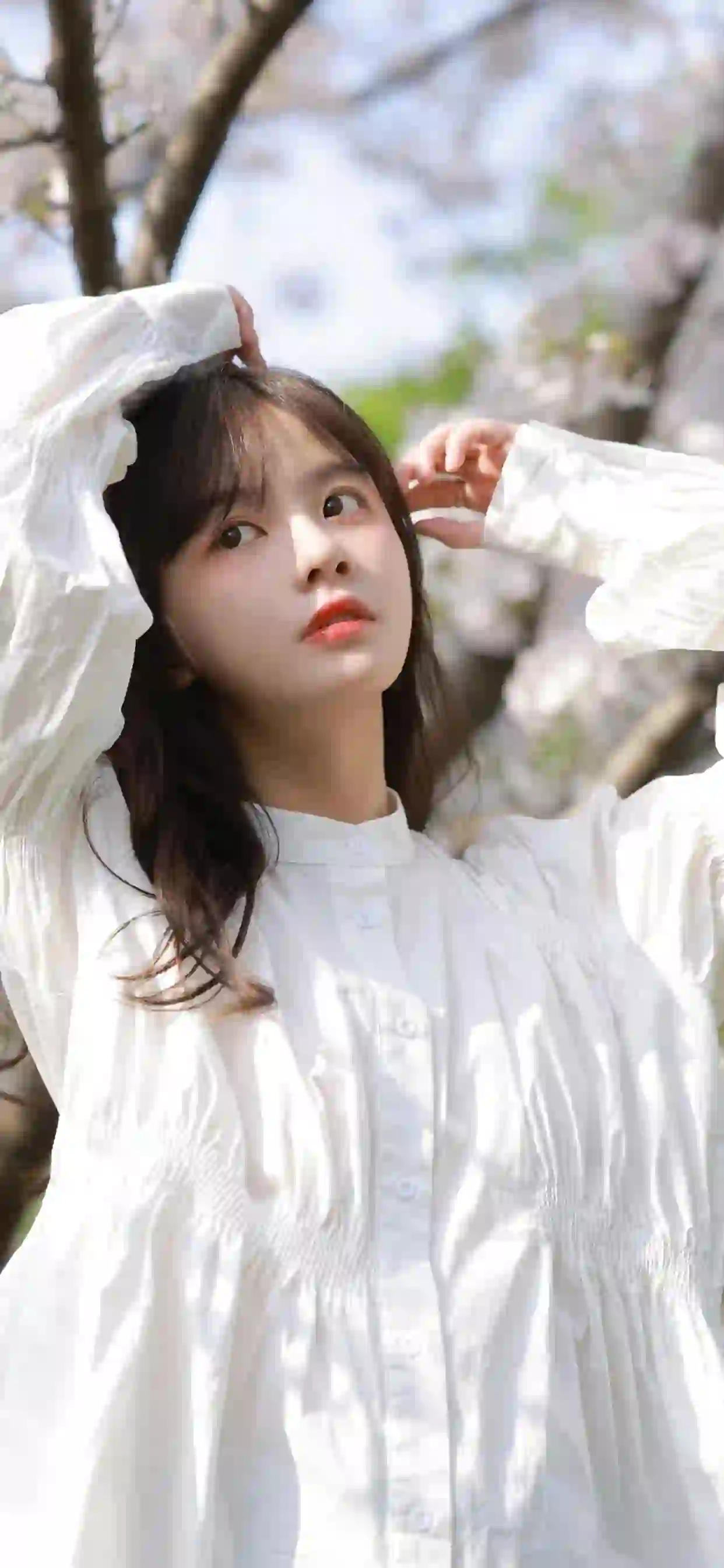 白衣清纯美女 户外写真