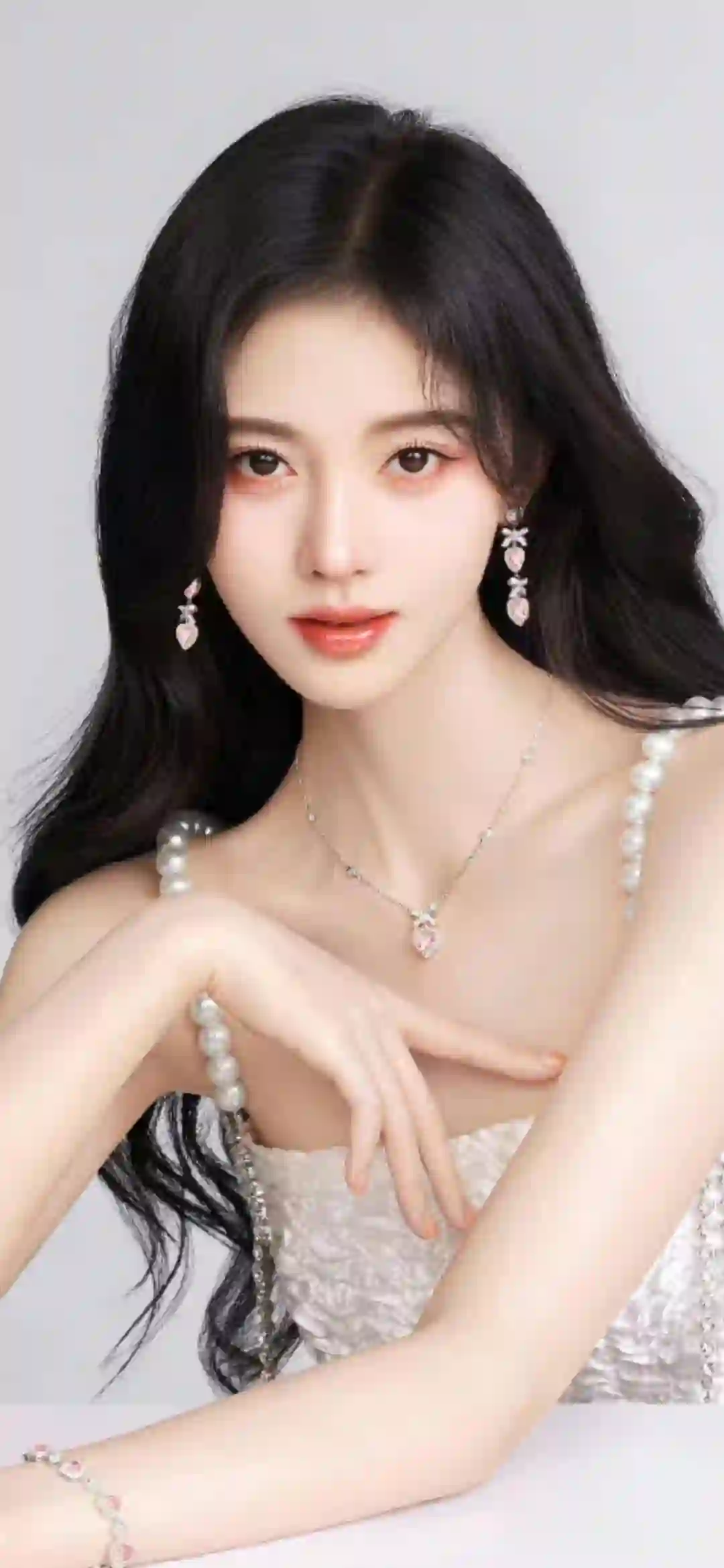 清纯美女鞠婧祎 白色裙子 吊带装
