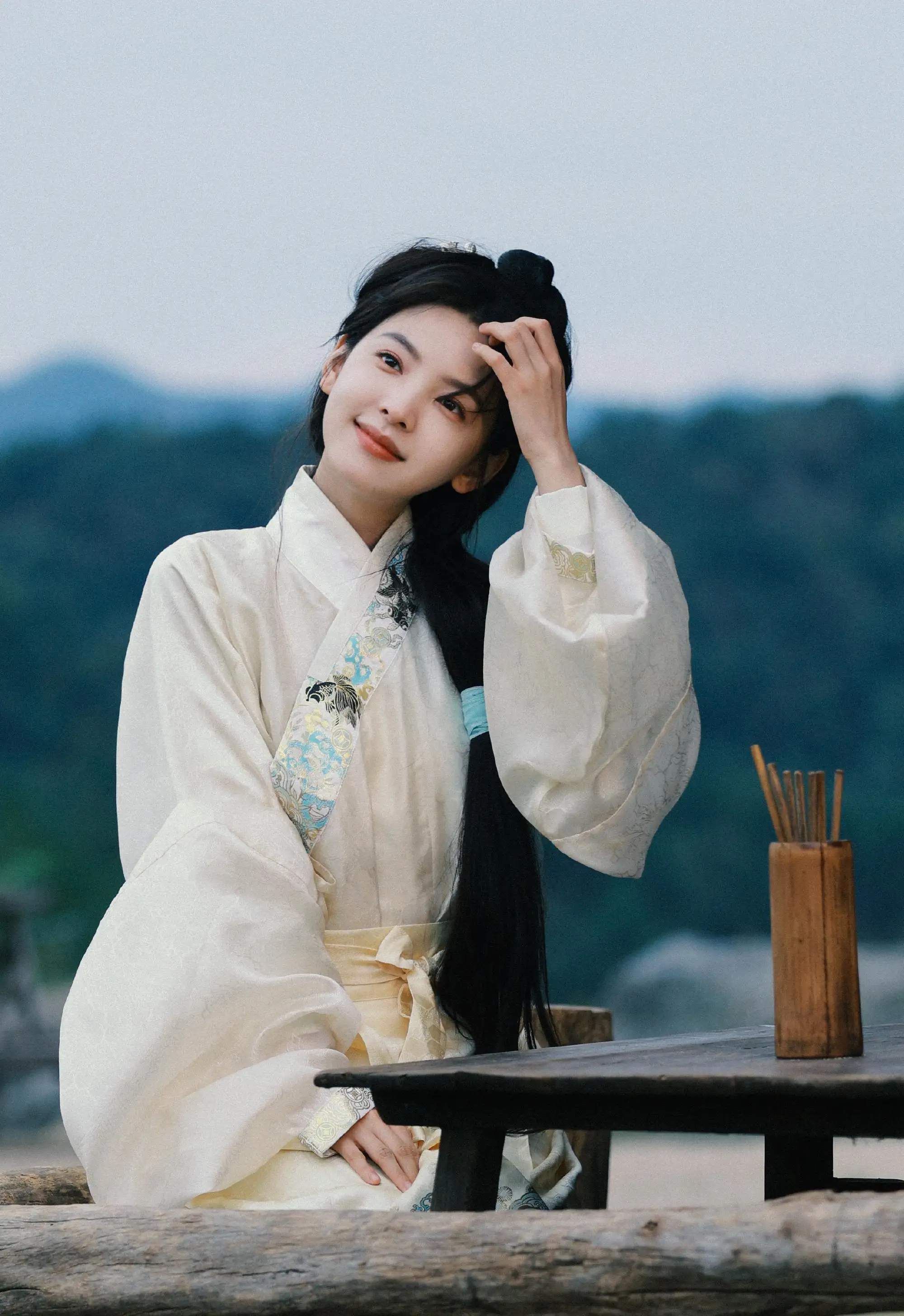 汉服古风美女章若楠 长发 汉服 微笑 美女 可爱