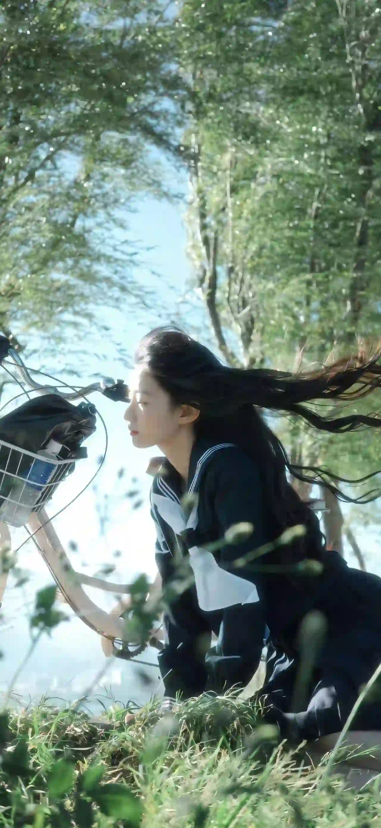 jk穿搭 长发美女 唯美 户外 自然 清纯美女