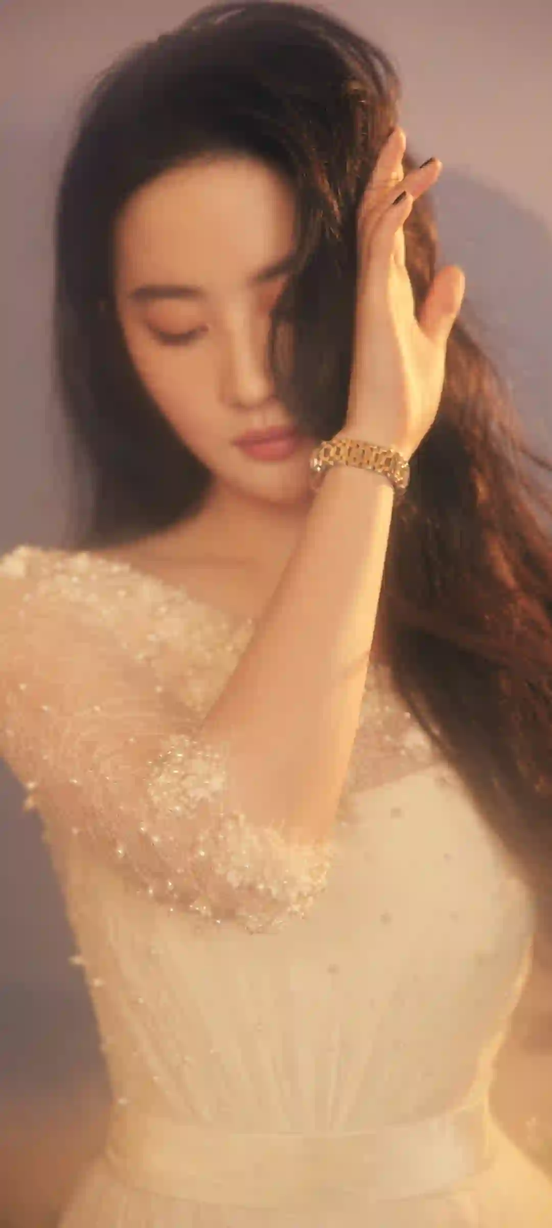 美女明星 刘亦菲 白色长裙