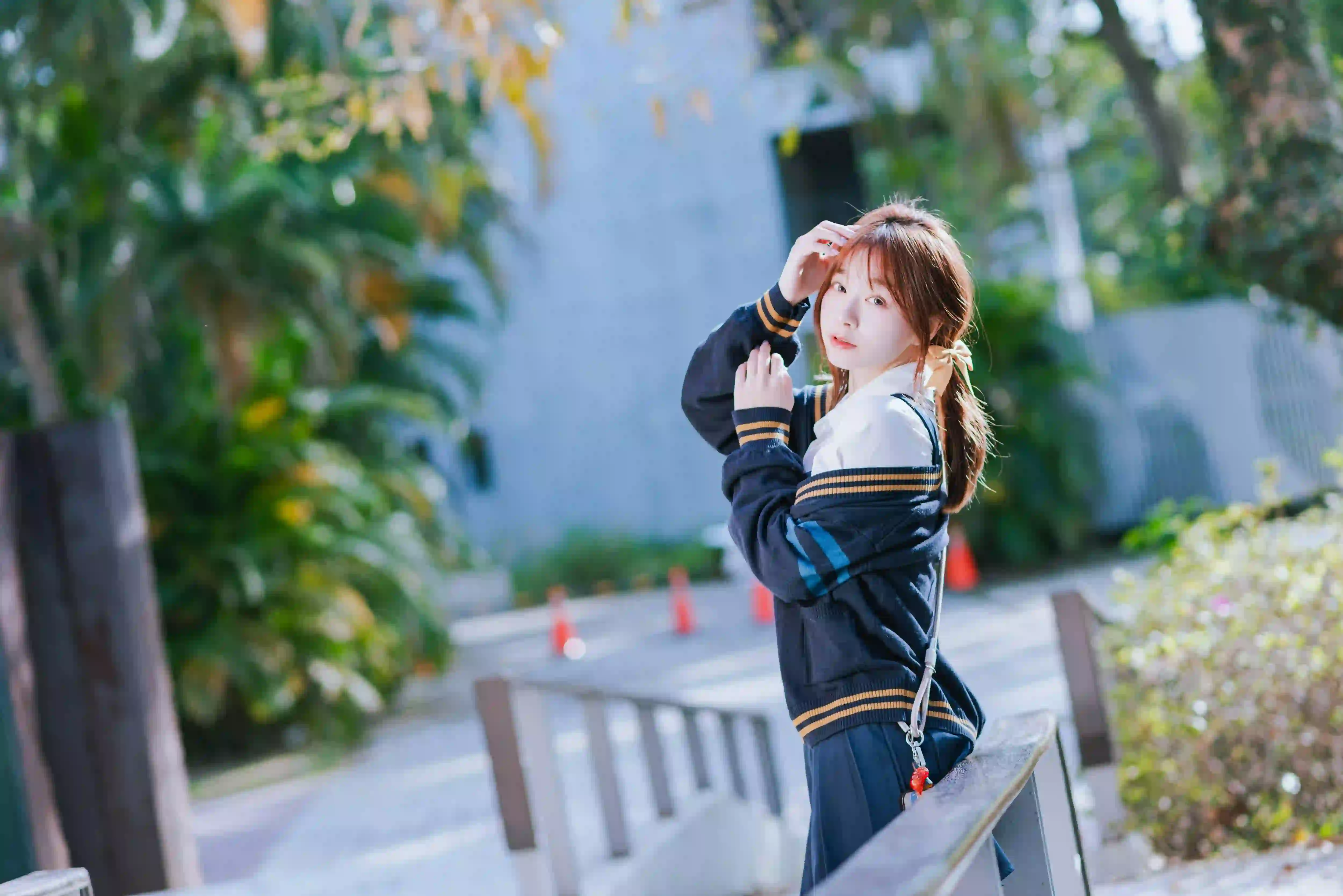 jk穿搭 户外 阳光 清纯甜美女孩 黄色头发