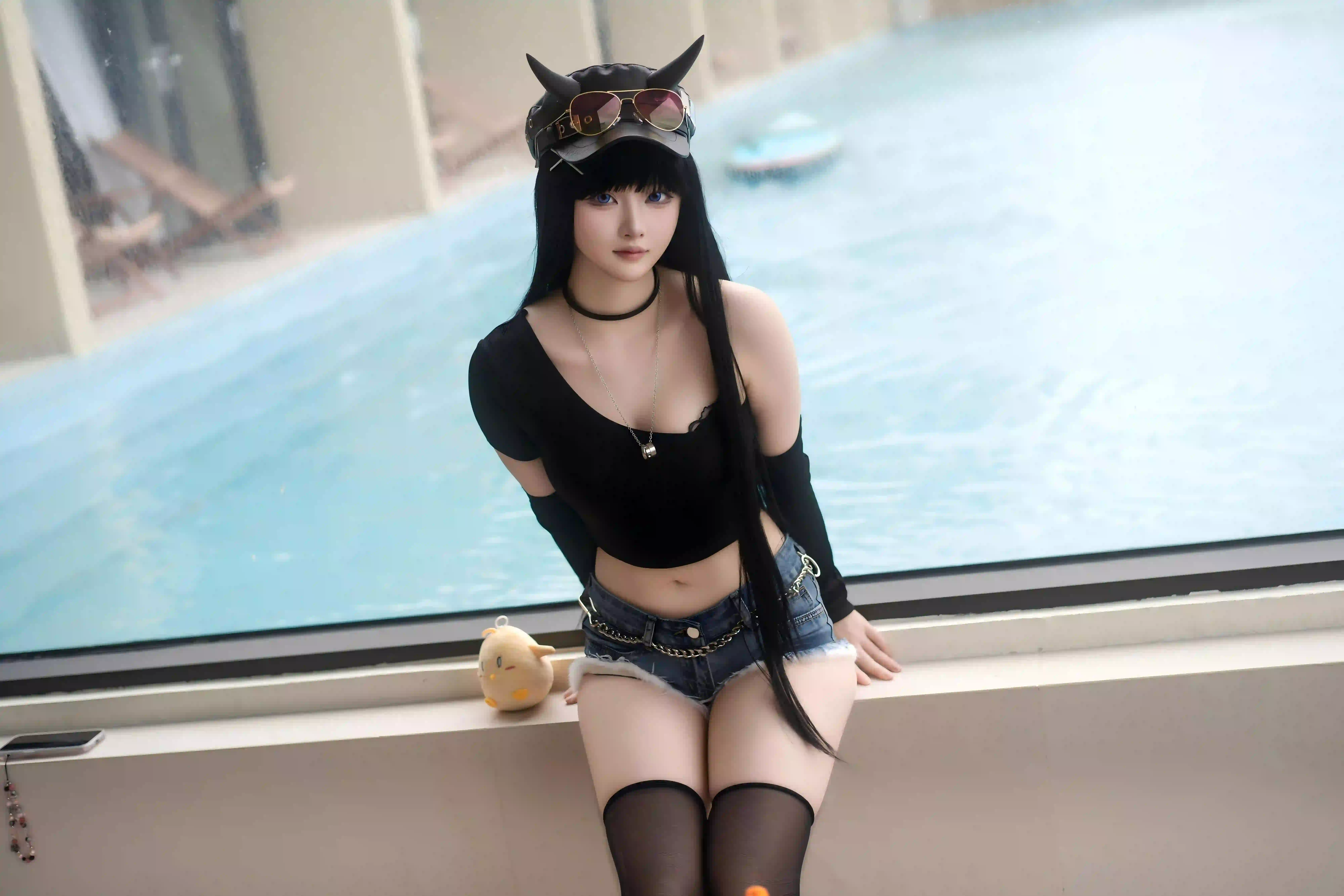 黑丝美腿 长发美女 写真 泳池