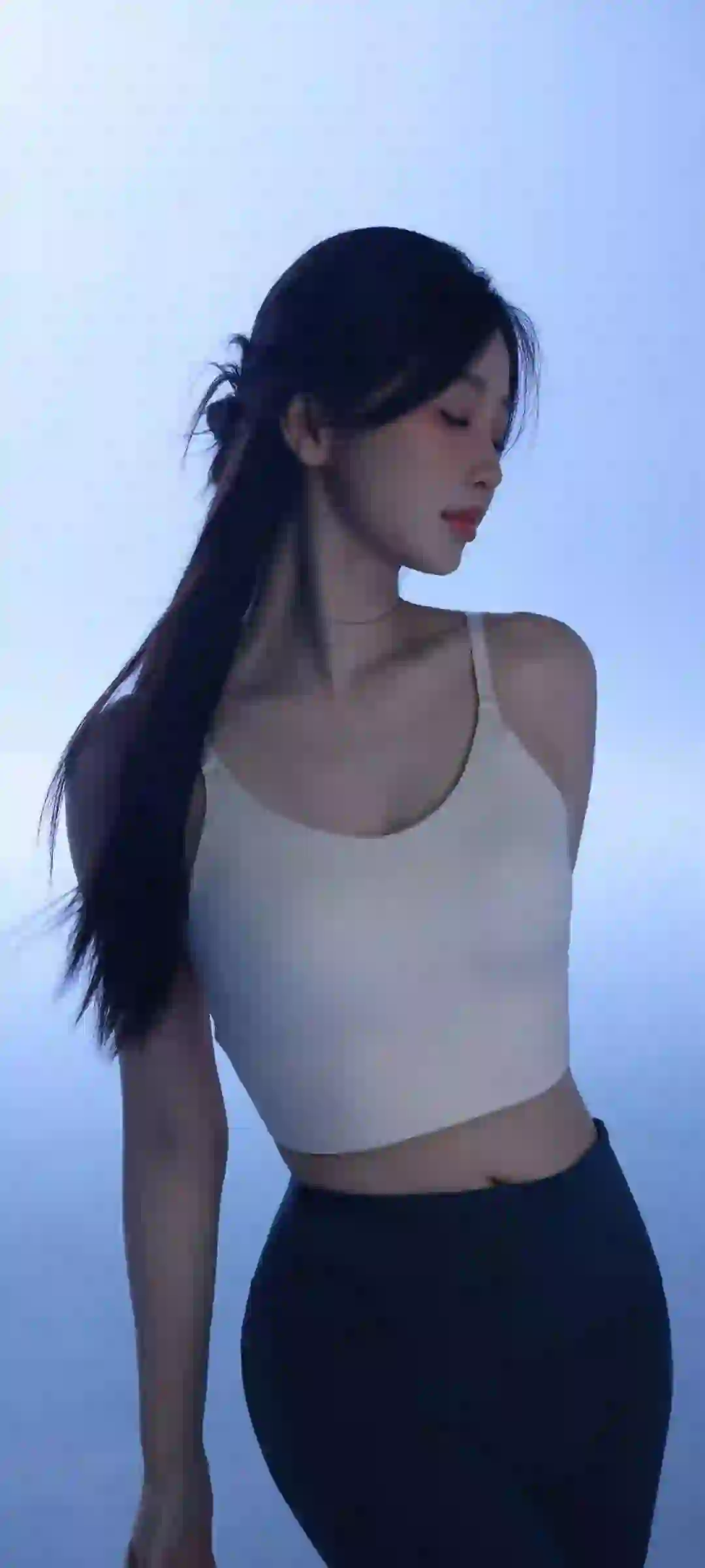 虞书欣 长发性感美女 瑜伽裤 吊带美女 