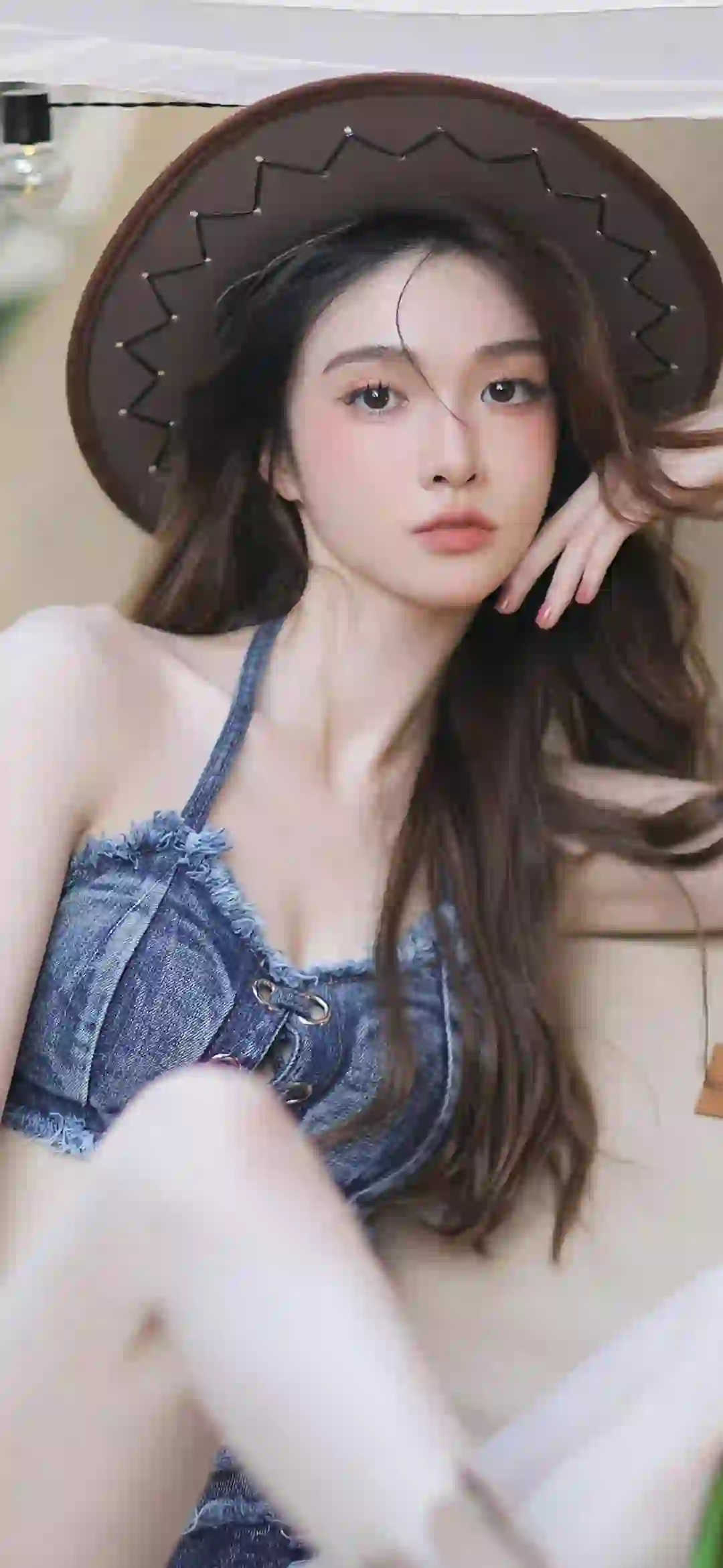 牛仔穿搭女孩 长发性感美女