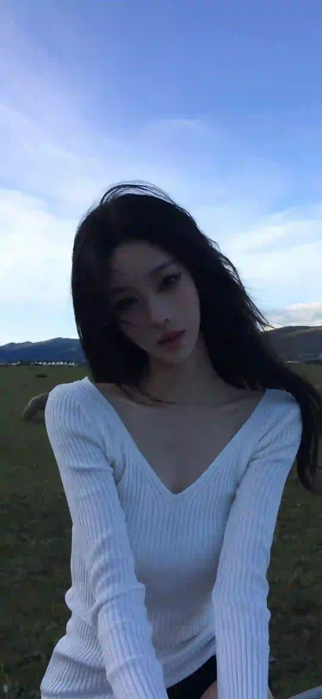 清纯美女 长发美女 户外写真 