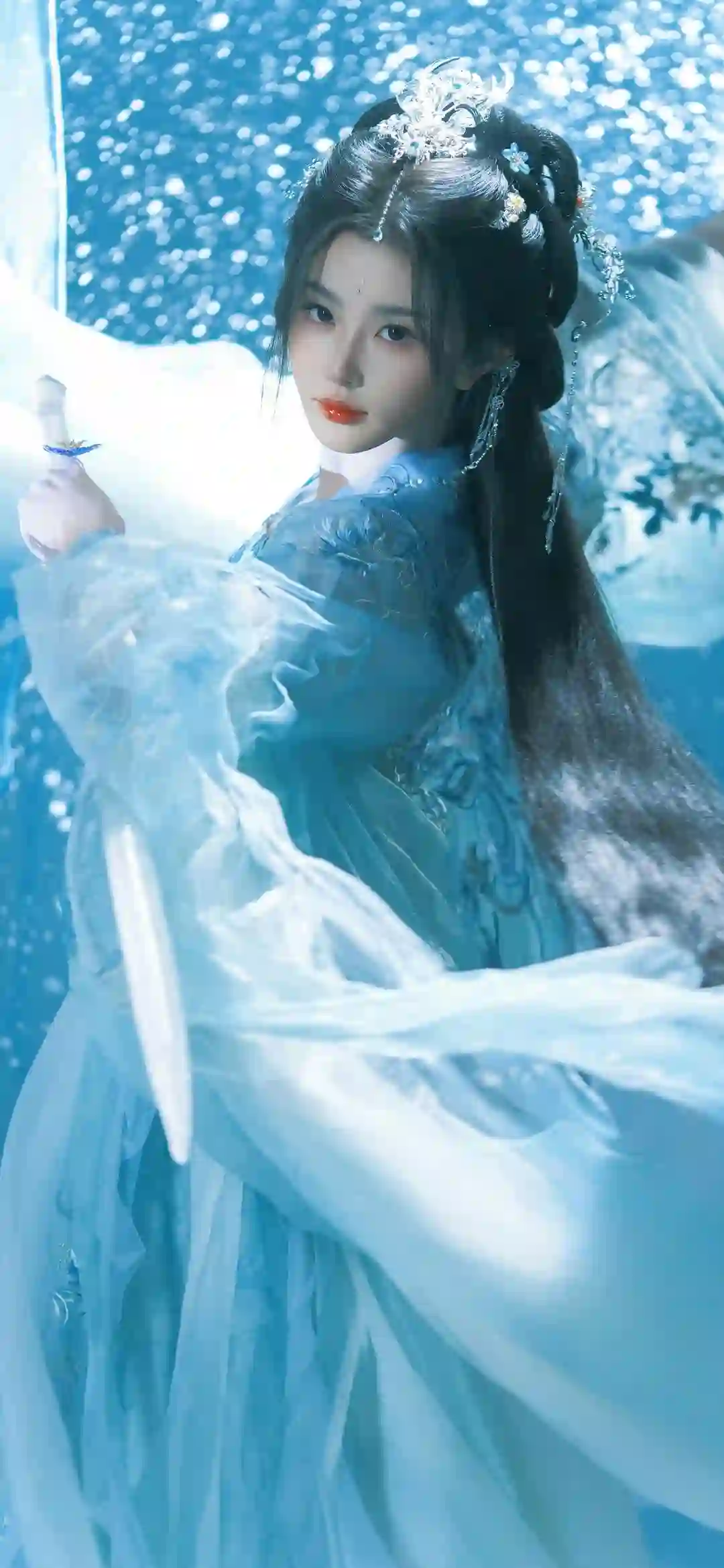 古风美女 仙侠 汉服 蓝衣 持剑 梦幻 艾米