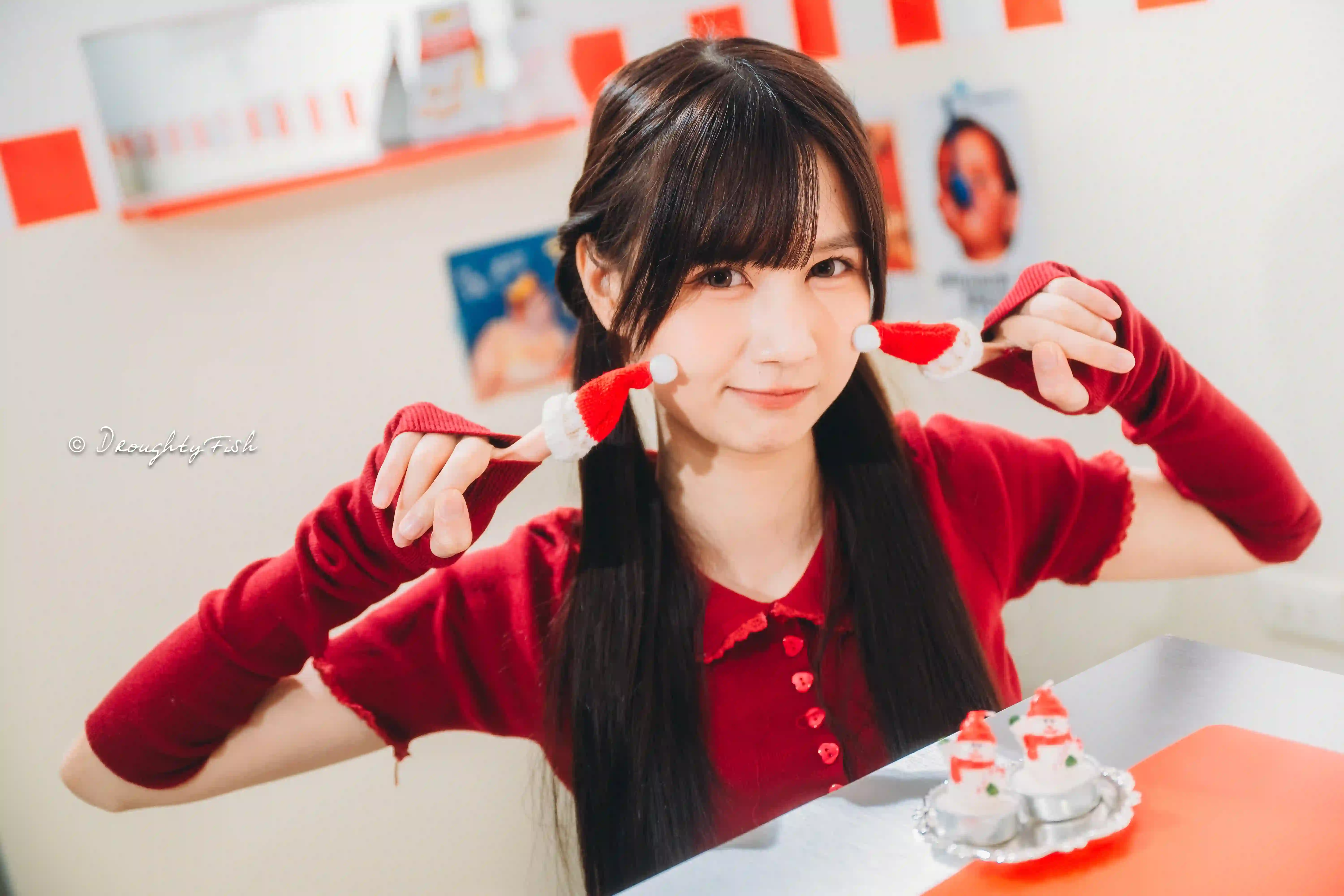 红色连衣裙 少女 圣诞节 甜美写真 喜庆