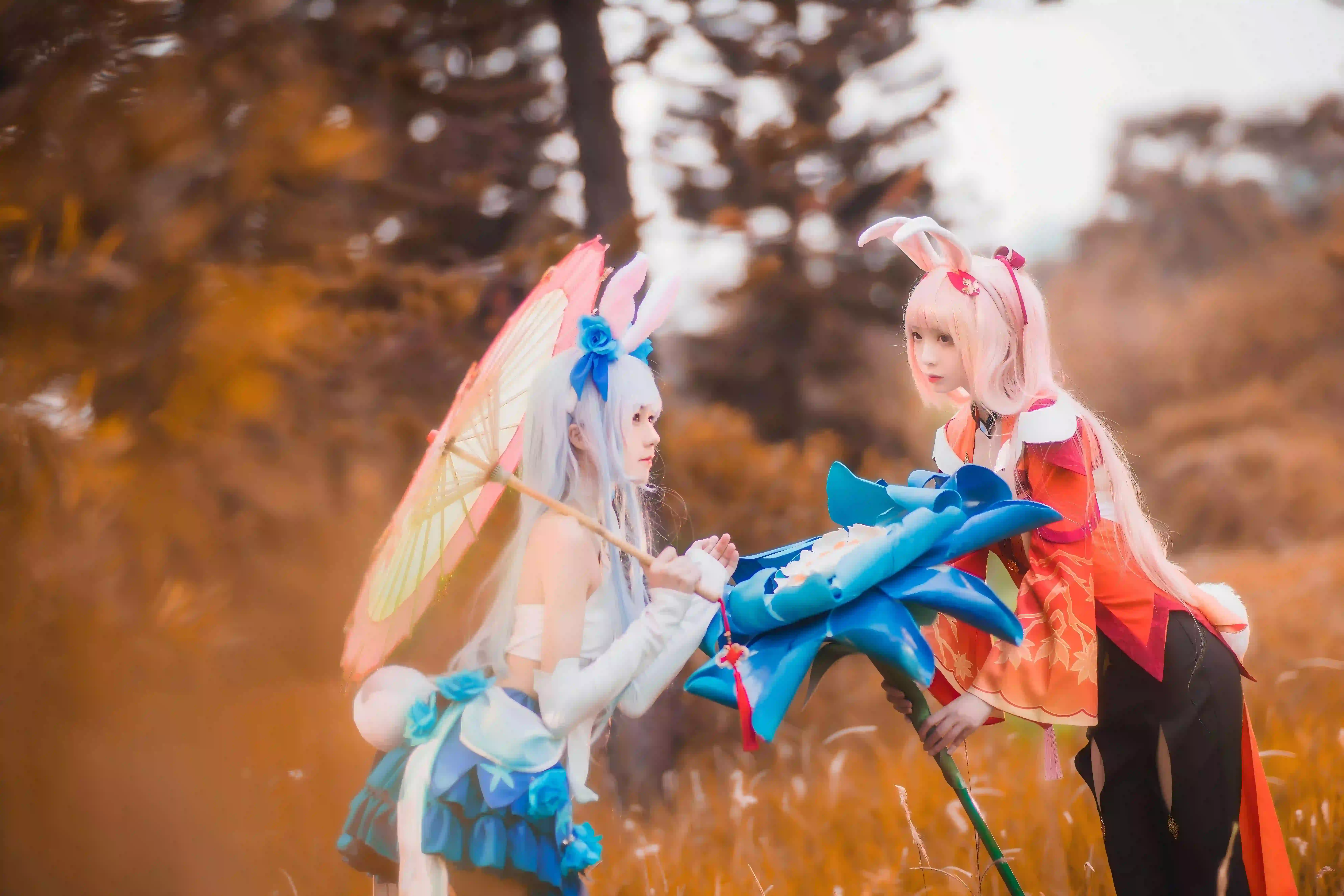 coser 户外 暖色调 美女
