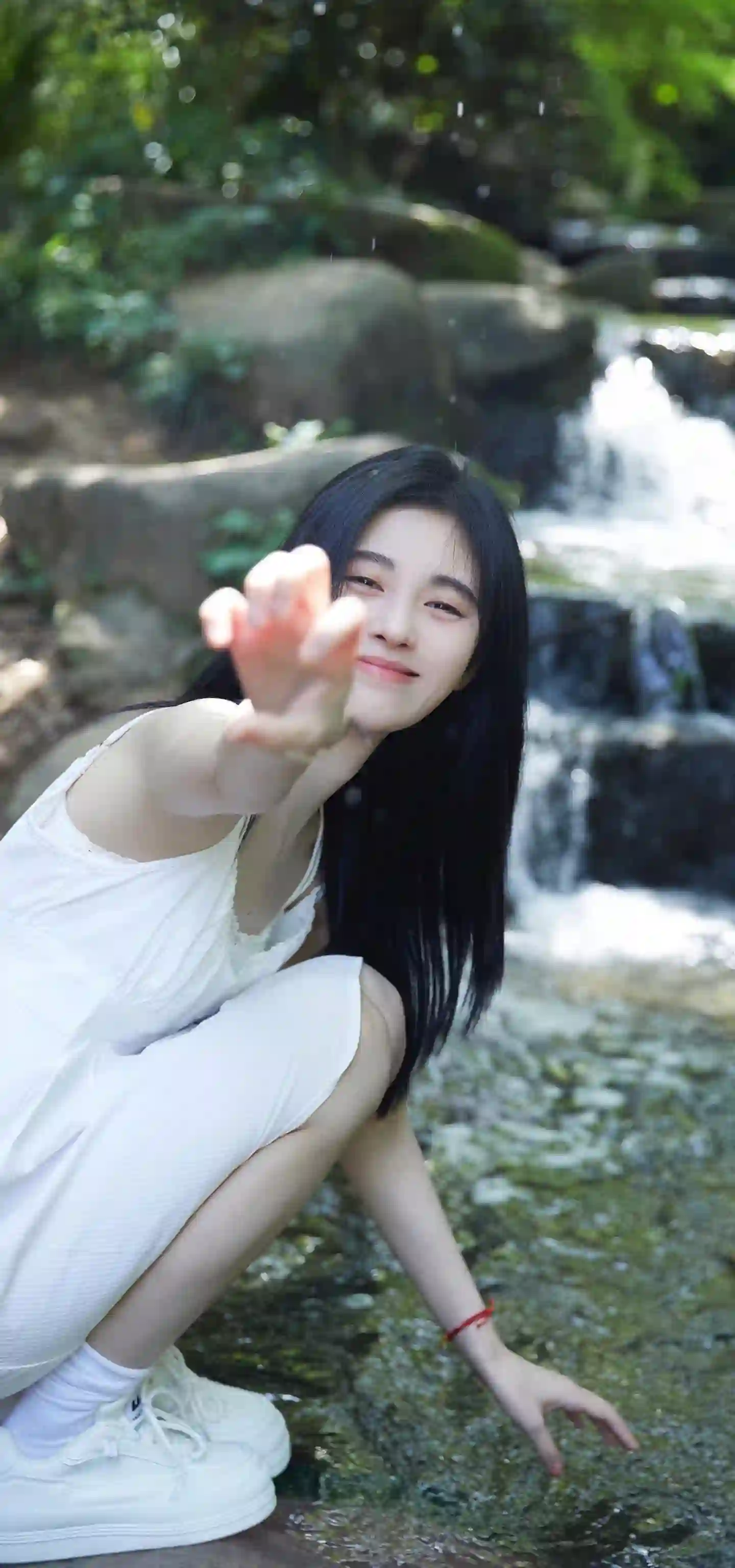 清纯美女 吊带裙 白色长裙 鞠婧祎