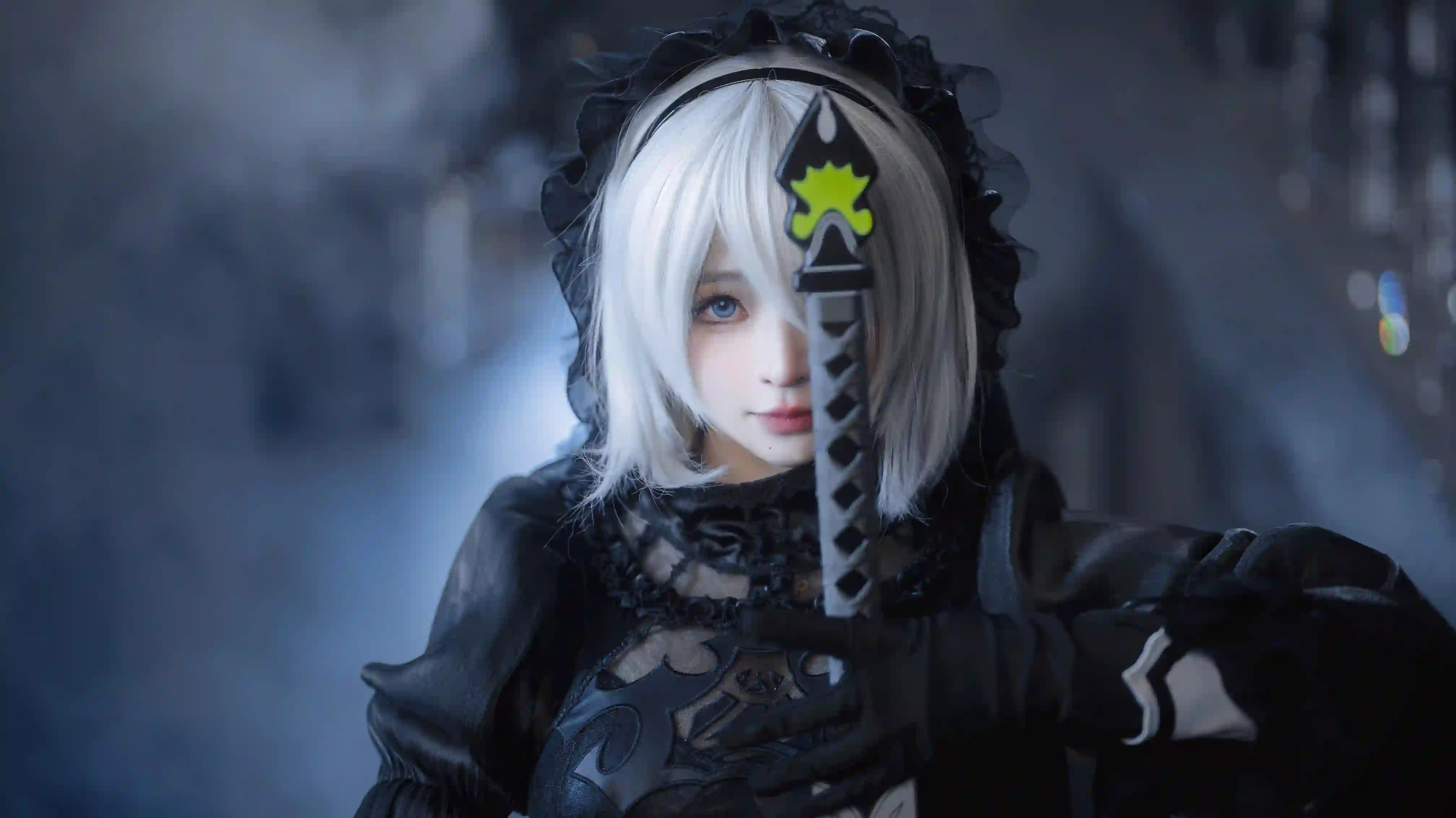 尼尔 长发美女 白色头发 武器 Coser 机械尼尔纪元