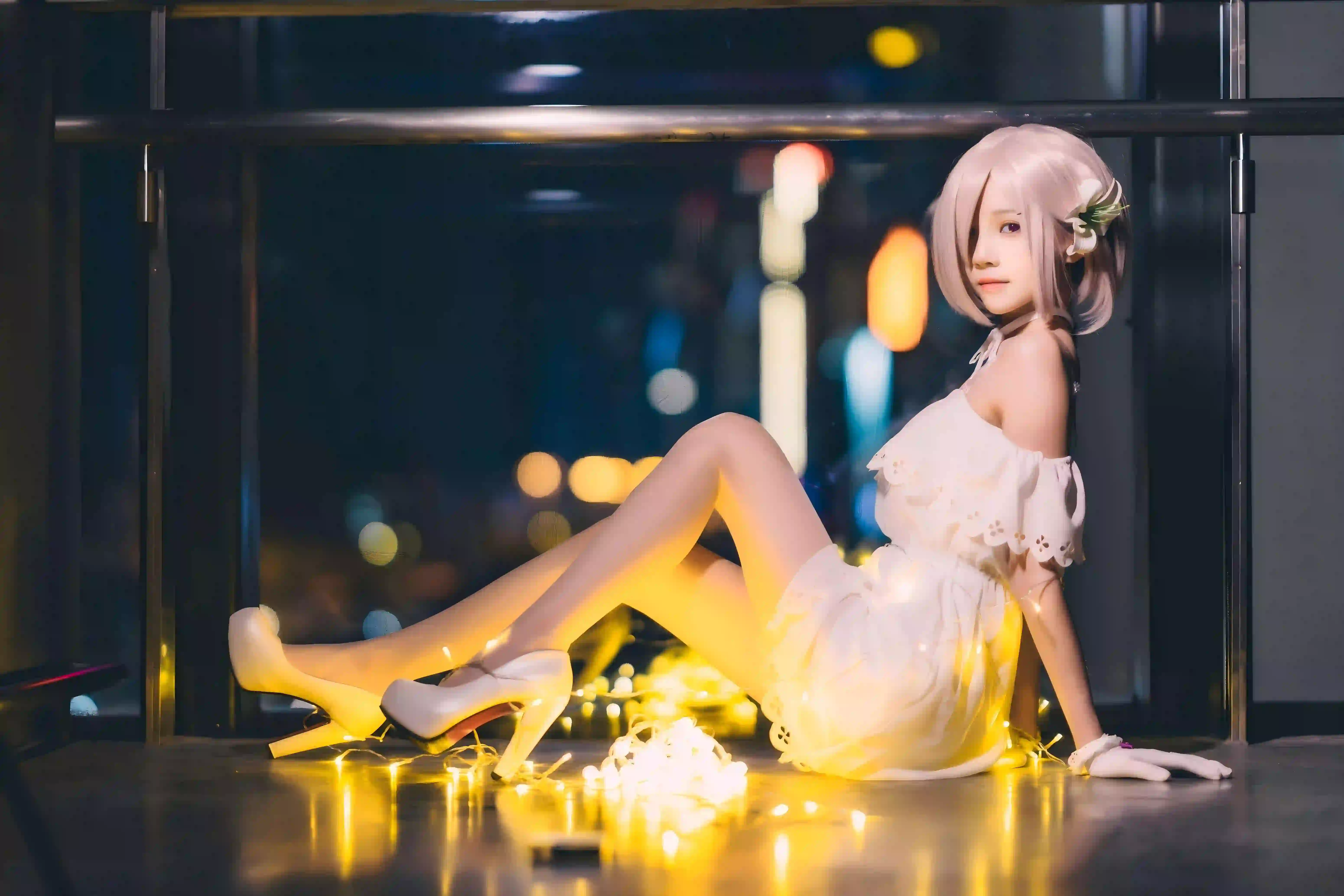 优雅 长腿美女 性感美女 高跟鞋 白色裙子 写真 