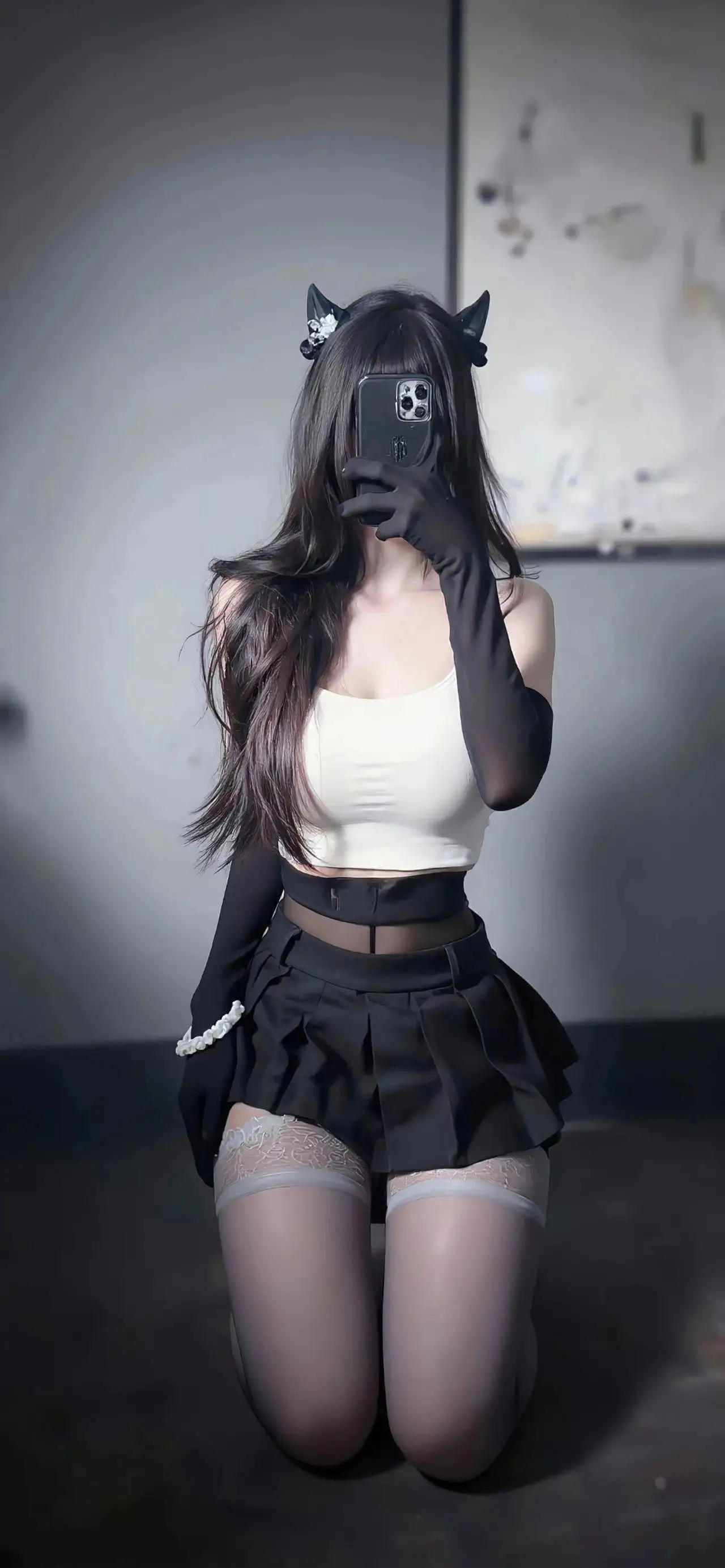 长发猫耳 白色丝袜 白丝 自拍美女