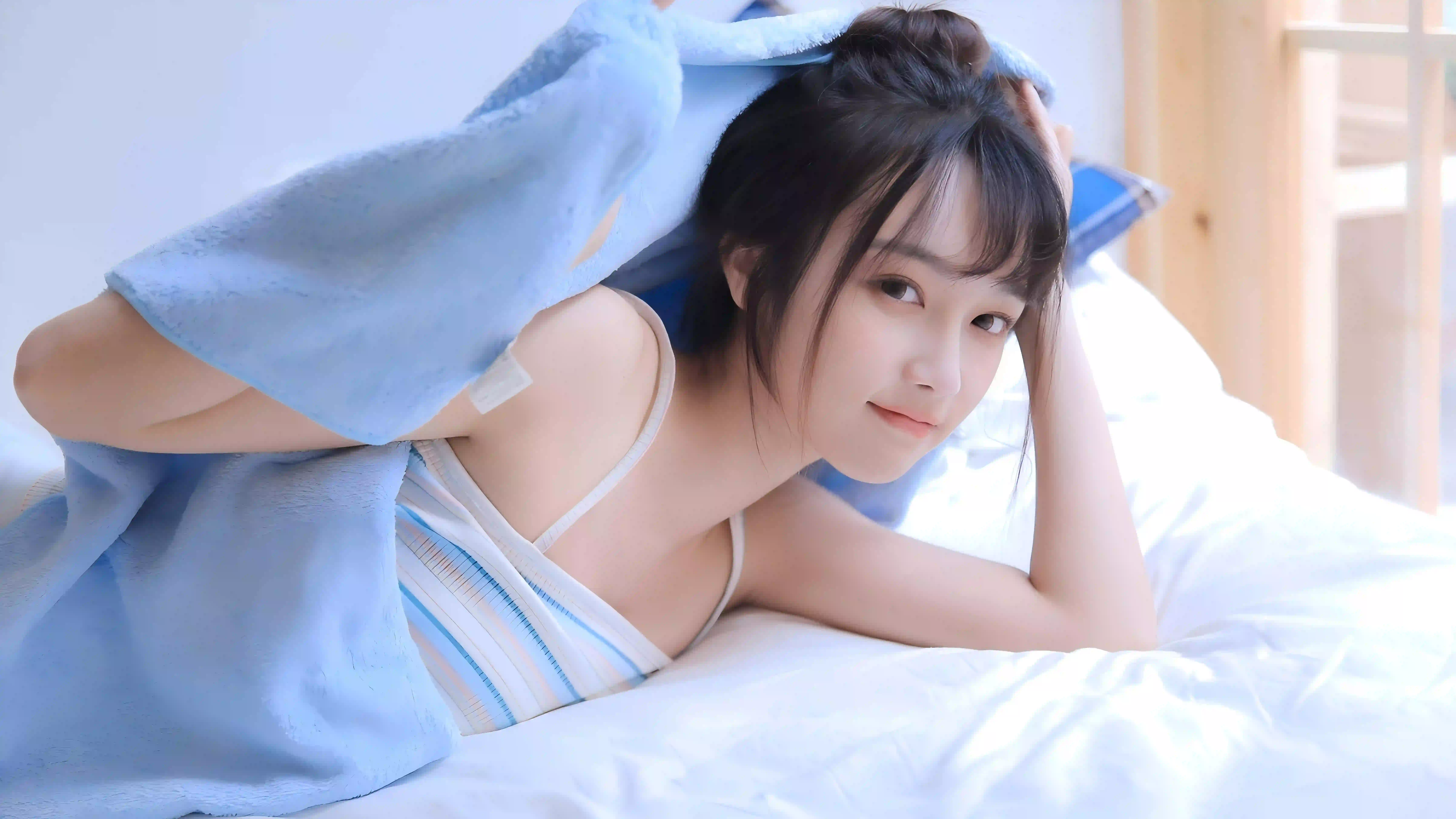 长发可爱美女 居家写真 小清新